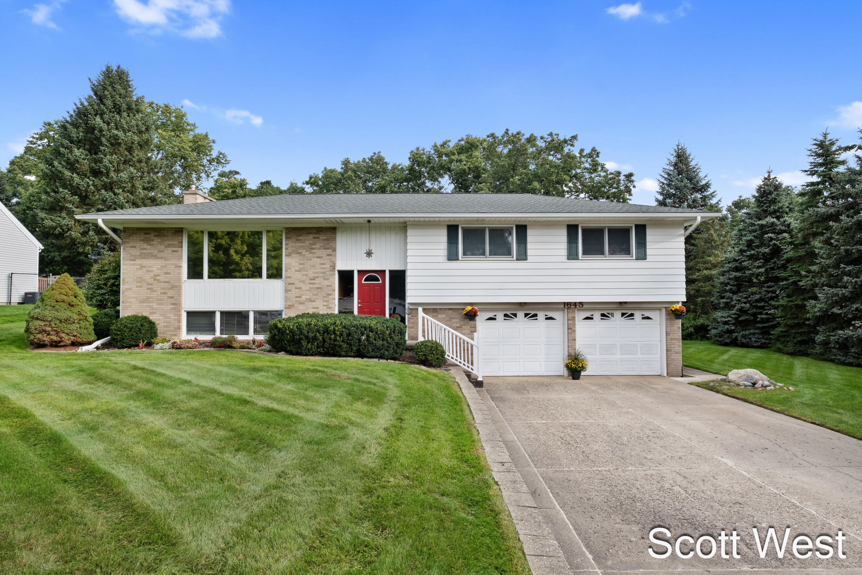 1645 Waldorf Street Grand Rapids Michigan United States, for Sale, residential,  , RW Daniels Realty