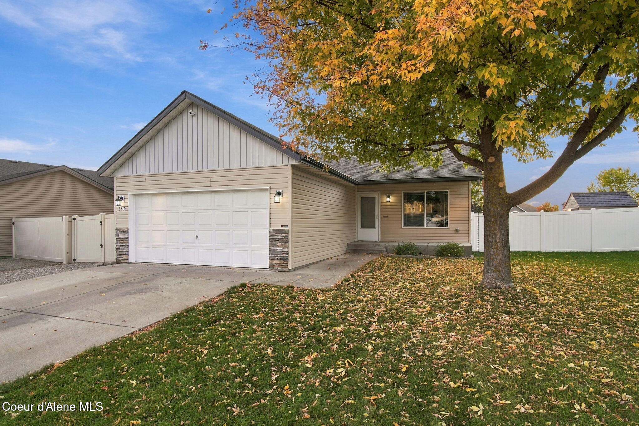 2710 E Thrush DR Post Falls Idaho United States, for Sale, residential, Jenna Wynand, Realty ONE Group Eclipse