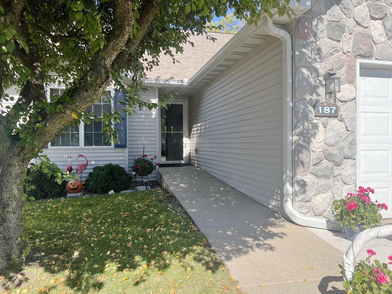 187 N Musket Ridge Drive Sun Prairie Wisconsin United States, for Sale, residential, Todd Thiermann, Thiermann Realty Group LLC
