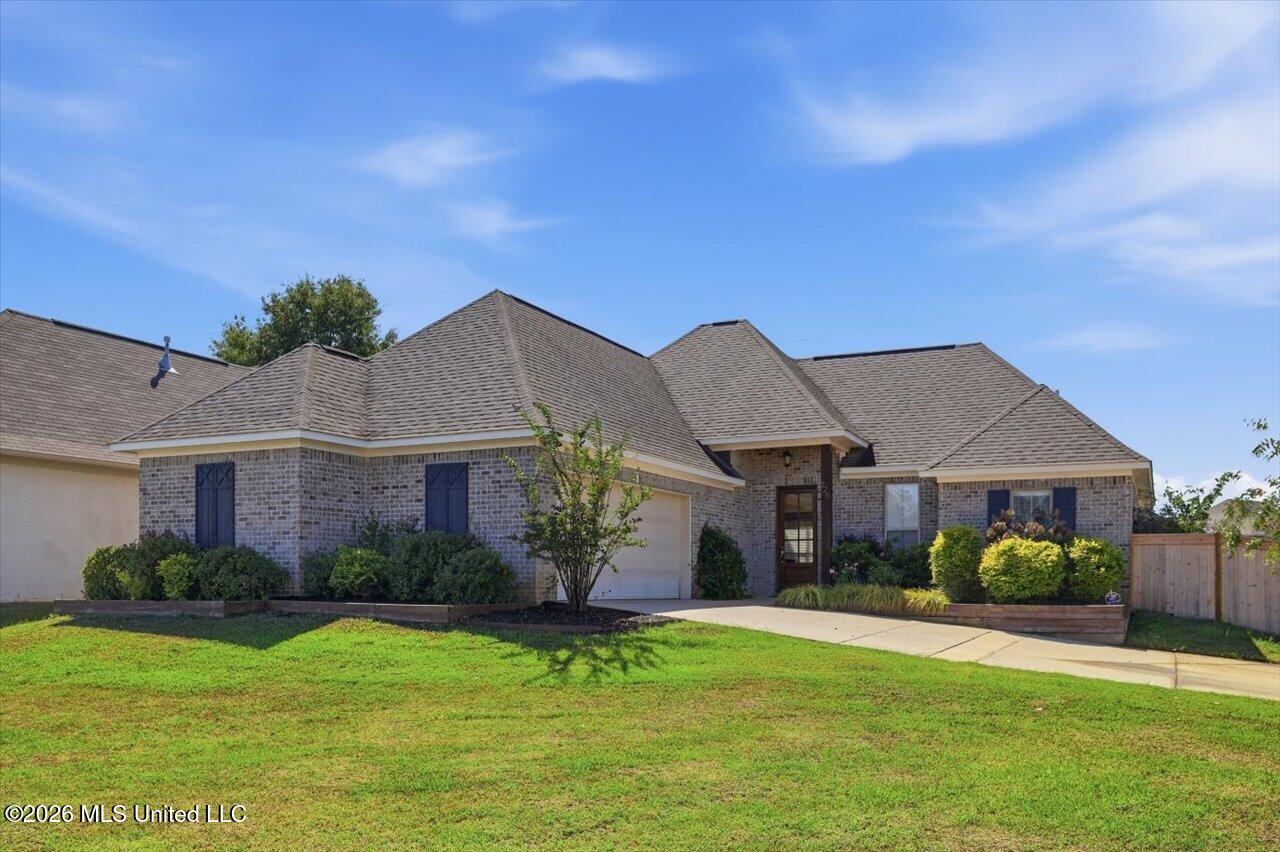 726 Sawgrass Lakes Drive Brandon Mississippi United States, for Sale, residential, Jessica McLaurin, Rezults Realty, LLC