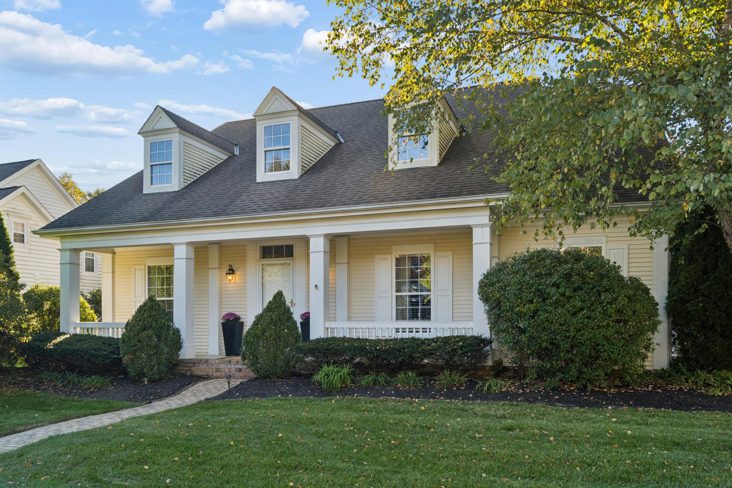 7229 Tumblebrook Drive New Albany Ohio United States, for Sale, residential,  , The Hessenauer Corporation