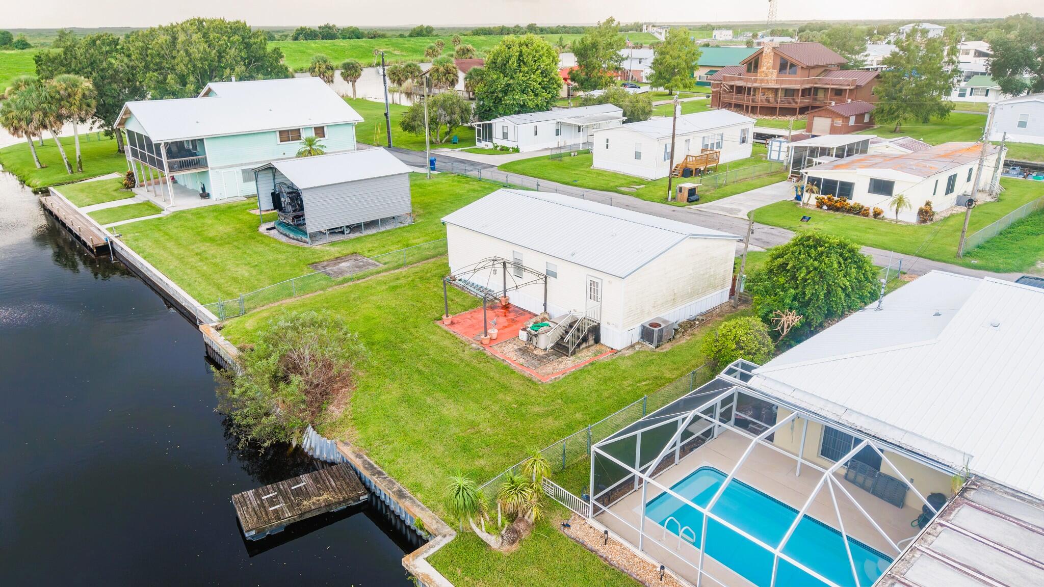 1057 BLUE HERON Lane Moore Haven Florida United States, for Sale, residential,  , Mixon Real Estate Group, LLC