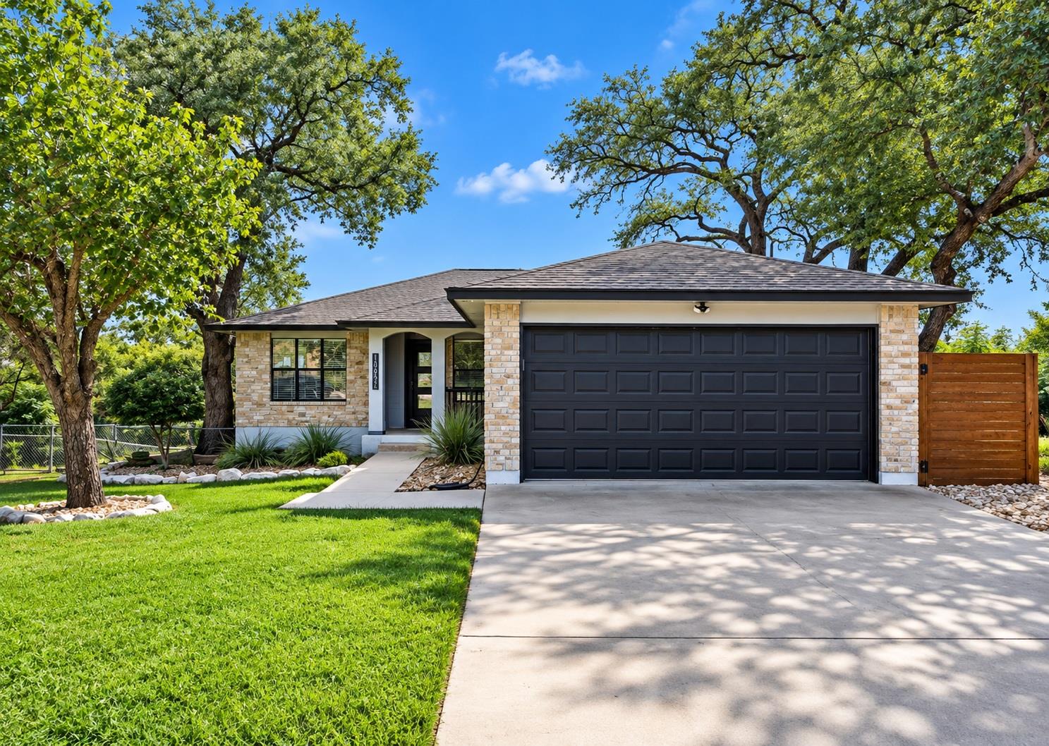 15602 Cedar Ledge ST Austin Texas United States, for Sale, residential, Rita Vera, Central Metro Realty LLC