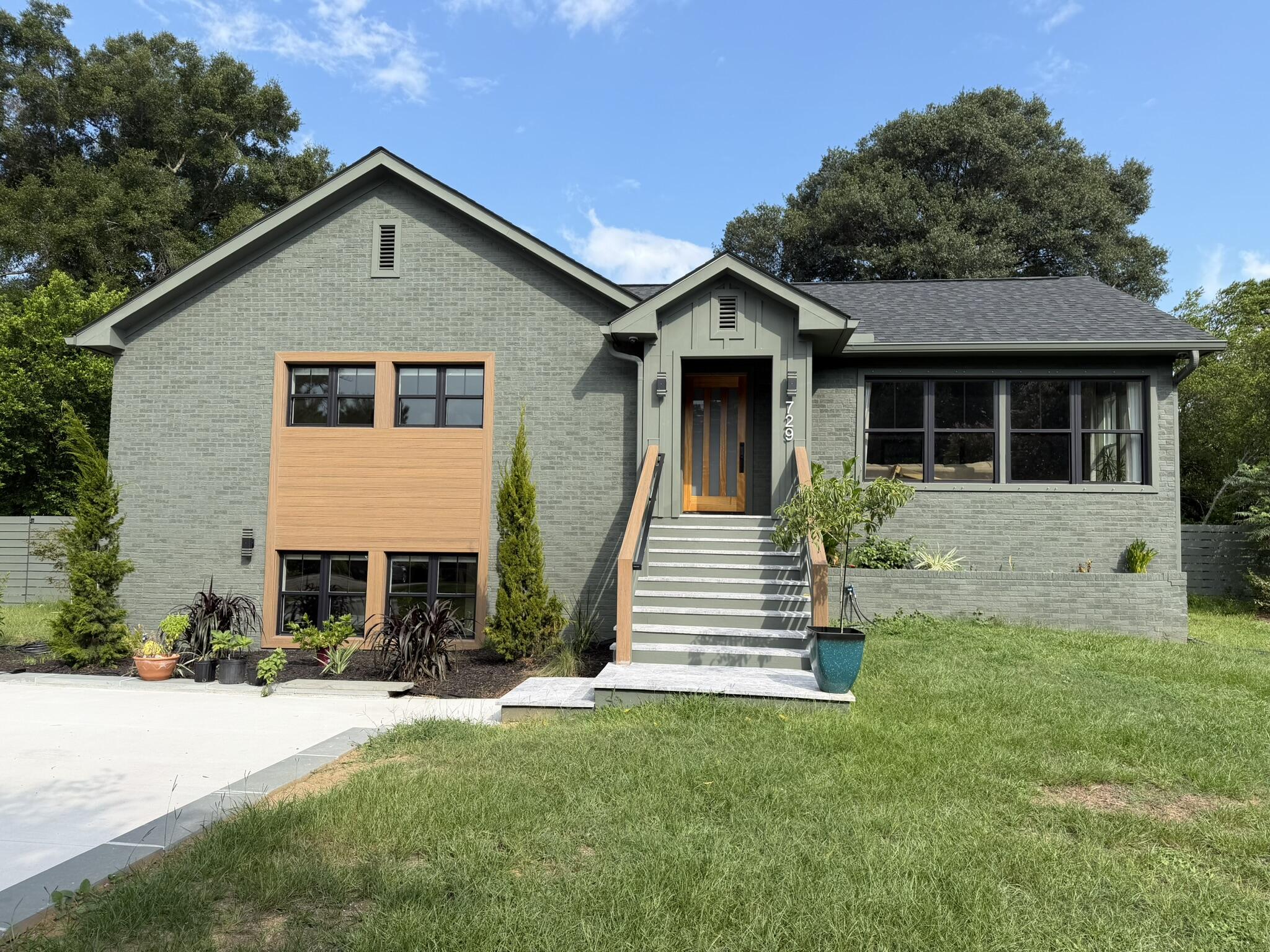 729 Fort Sumter Drive Charleston South Carolina United States, for Sale, residential, Bobbie  Rose, Keller Williams Realty Charleston/West Ashley