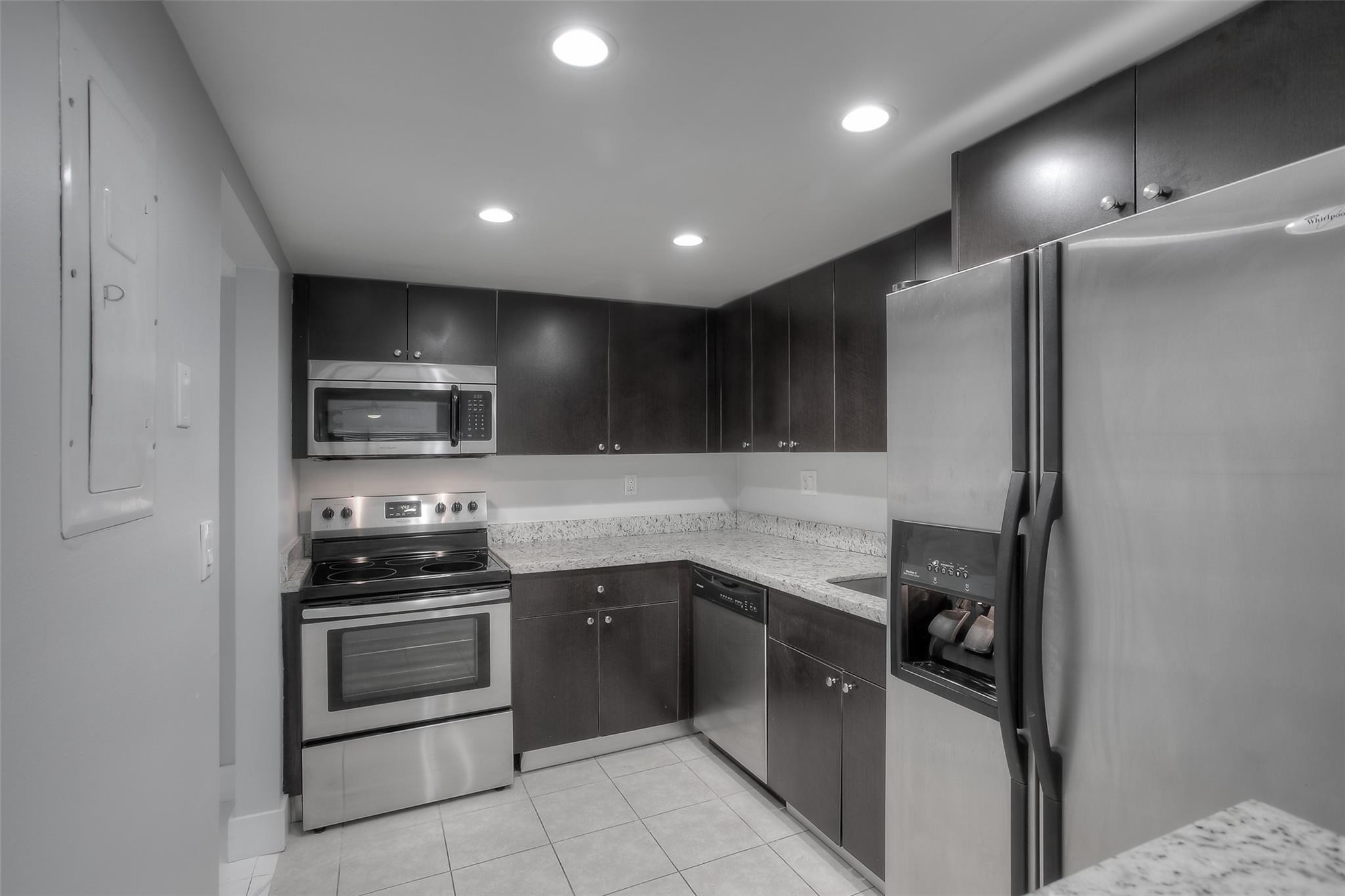 303 RACQUET CLUB Road APT 312 Weston Florida United States, for Rent, residential, Radmila Mandel, Florida Sky Realty Group