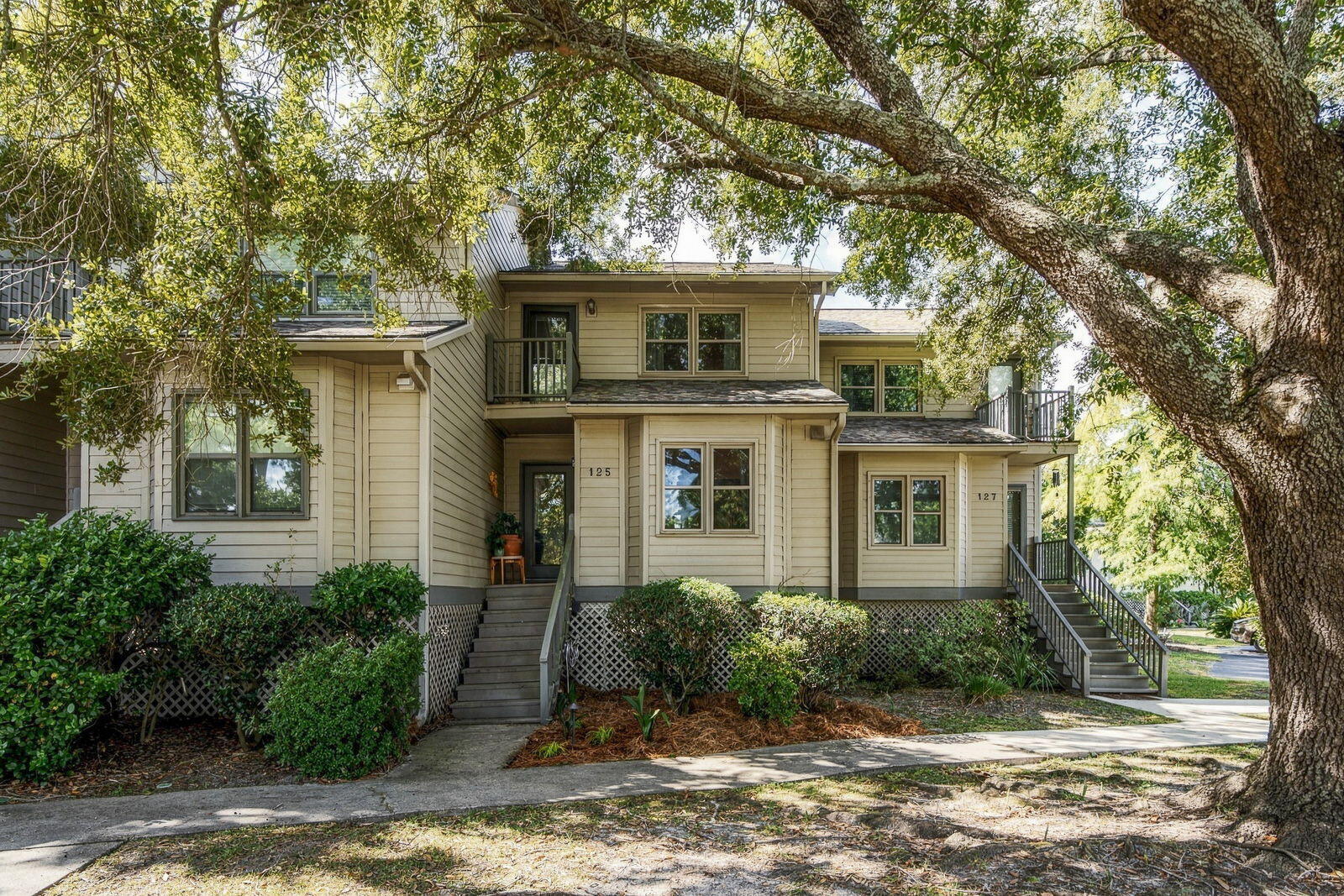 125 River Breeze Drive APT 33 Charleston South Carolina United States, Sale Pending, residential, Bobbie  Rose, Keller Williams Realty Charleston/West Ashley