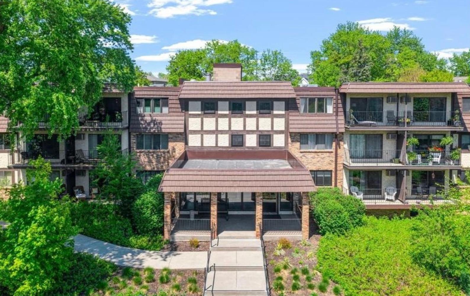 205 Barry Avenue APT 311 Wayzata Minnesota United States, for Sale, residential, Kathy Sawicki, Coldwell Banker Realty