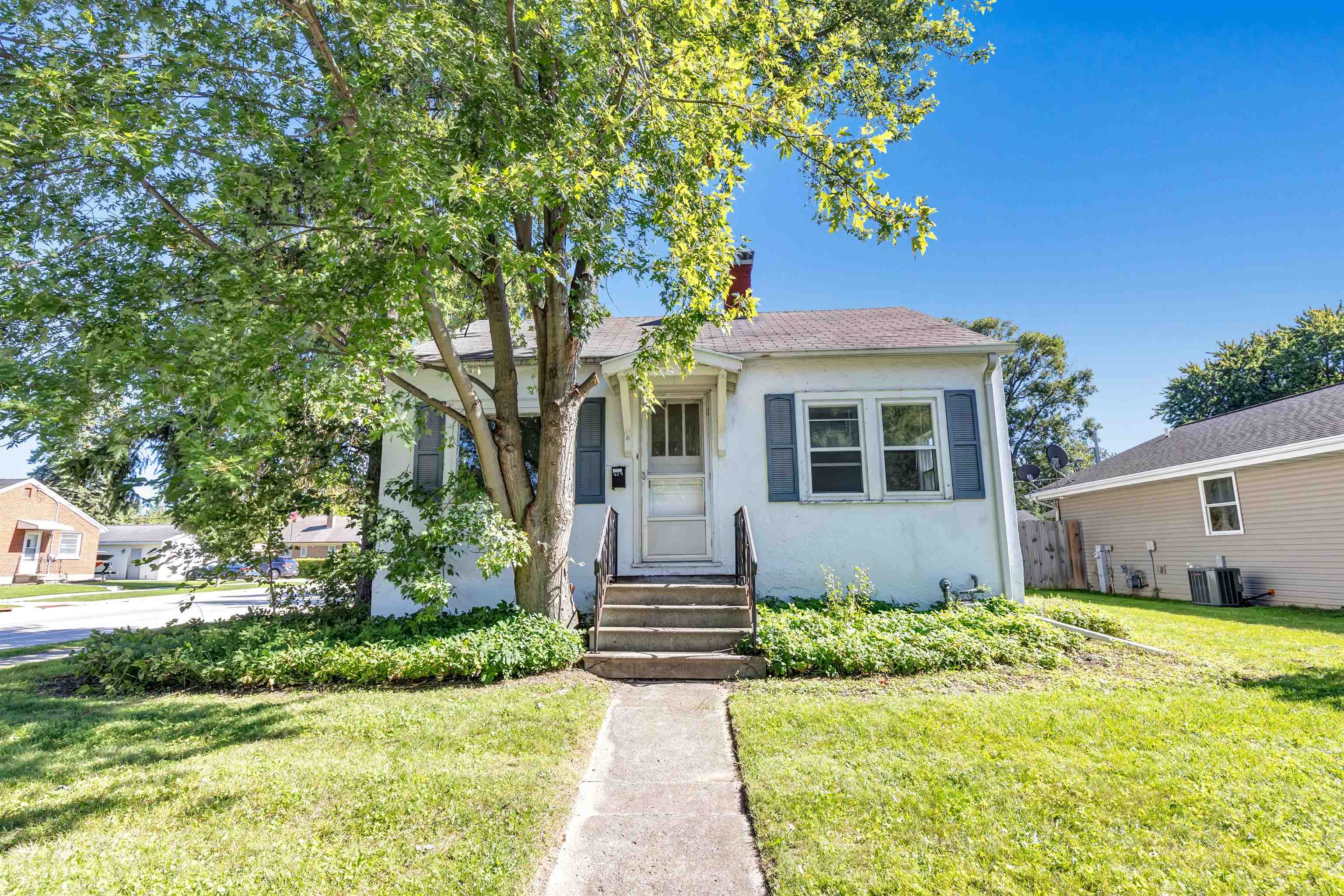 624 COLUMBIA Avenue Green Bay Wisconsin United States, for Sale, residential,  , Fireside Realty LLC