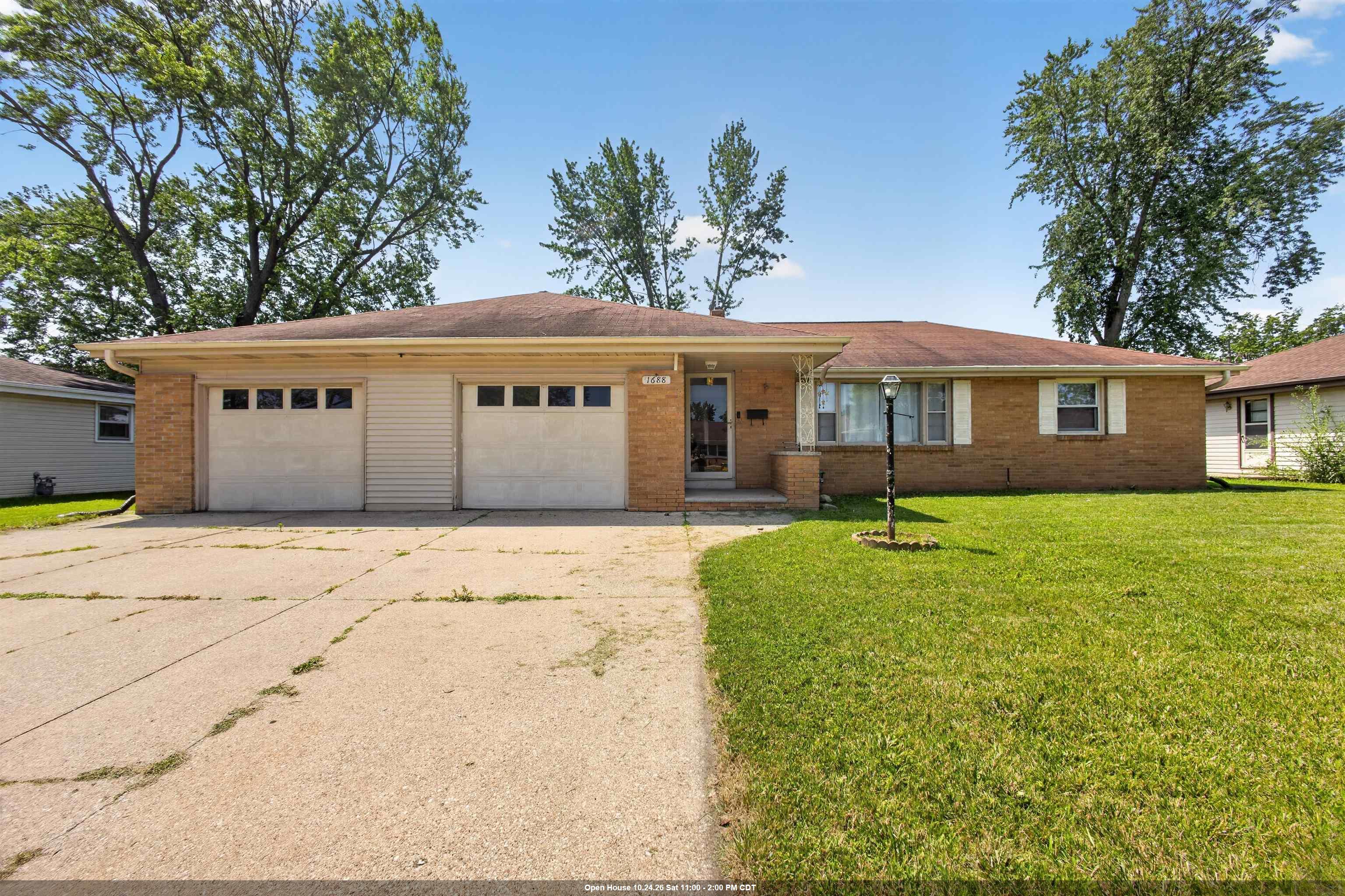 1688 LILAC Lane Green Bay Wisconsin United States, for Sale, residential,  , Fireside Realty LLC