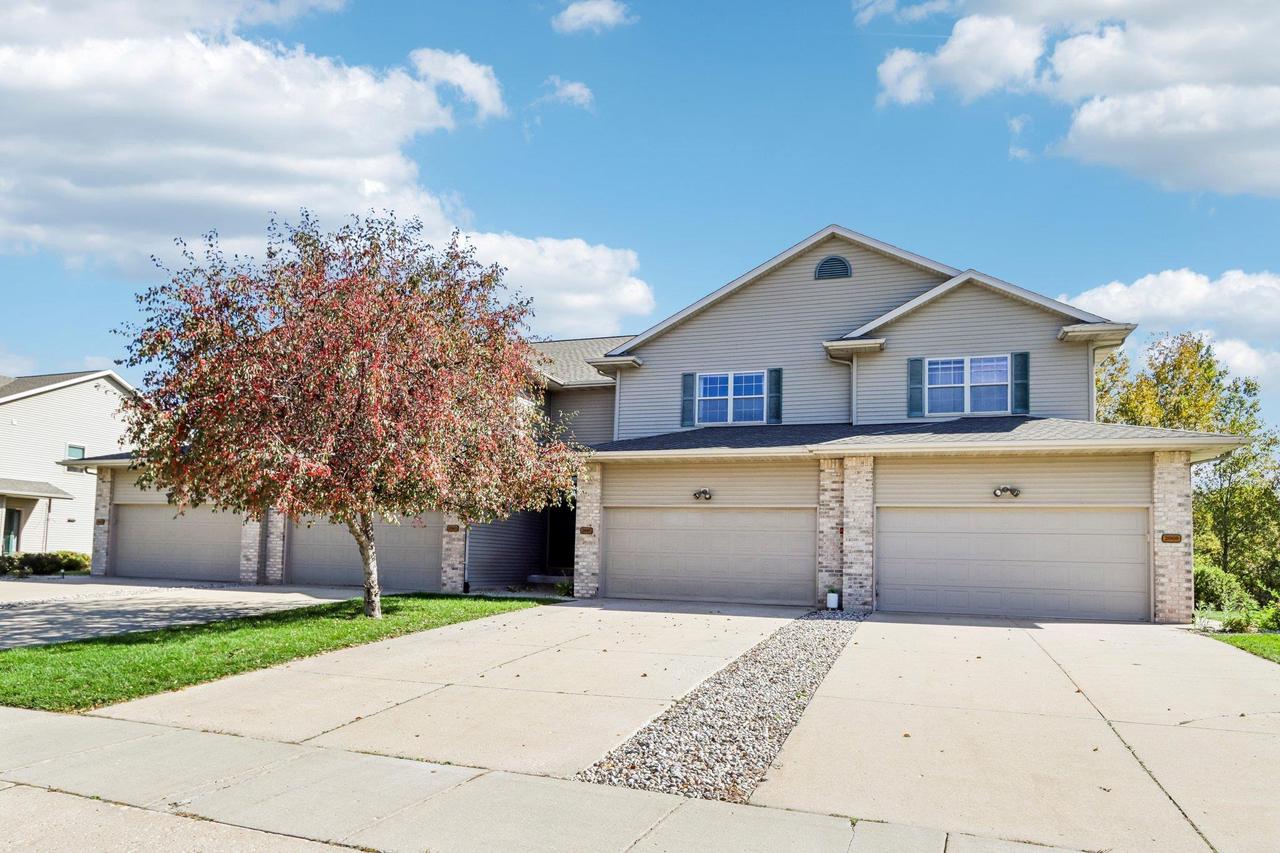 2967 Kentville Drive Sun Prairie Wisconsin United States, for Sale, residential, Todd Thiermann, Thiermann Realty Group LLC