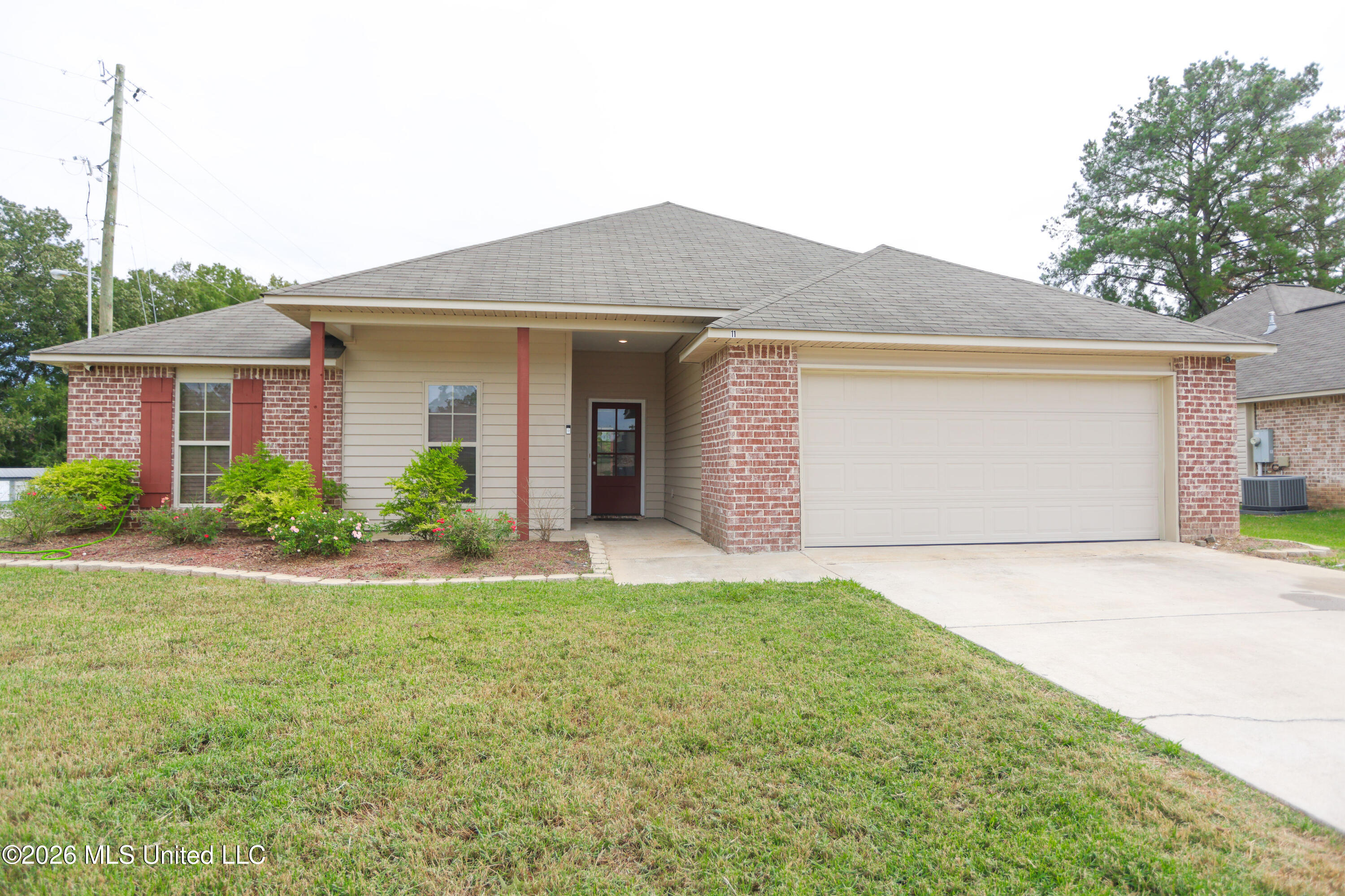 11 Pine Hill Way Terry Mississippi United States, for Sale, residential, Jessica McLaurin, Rezults Realty, LLC