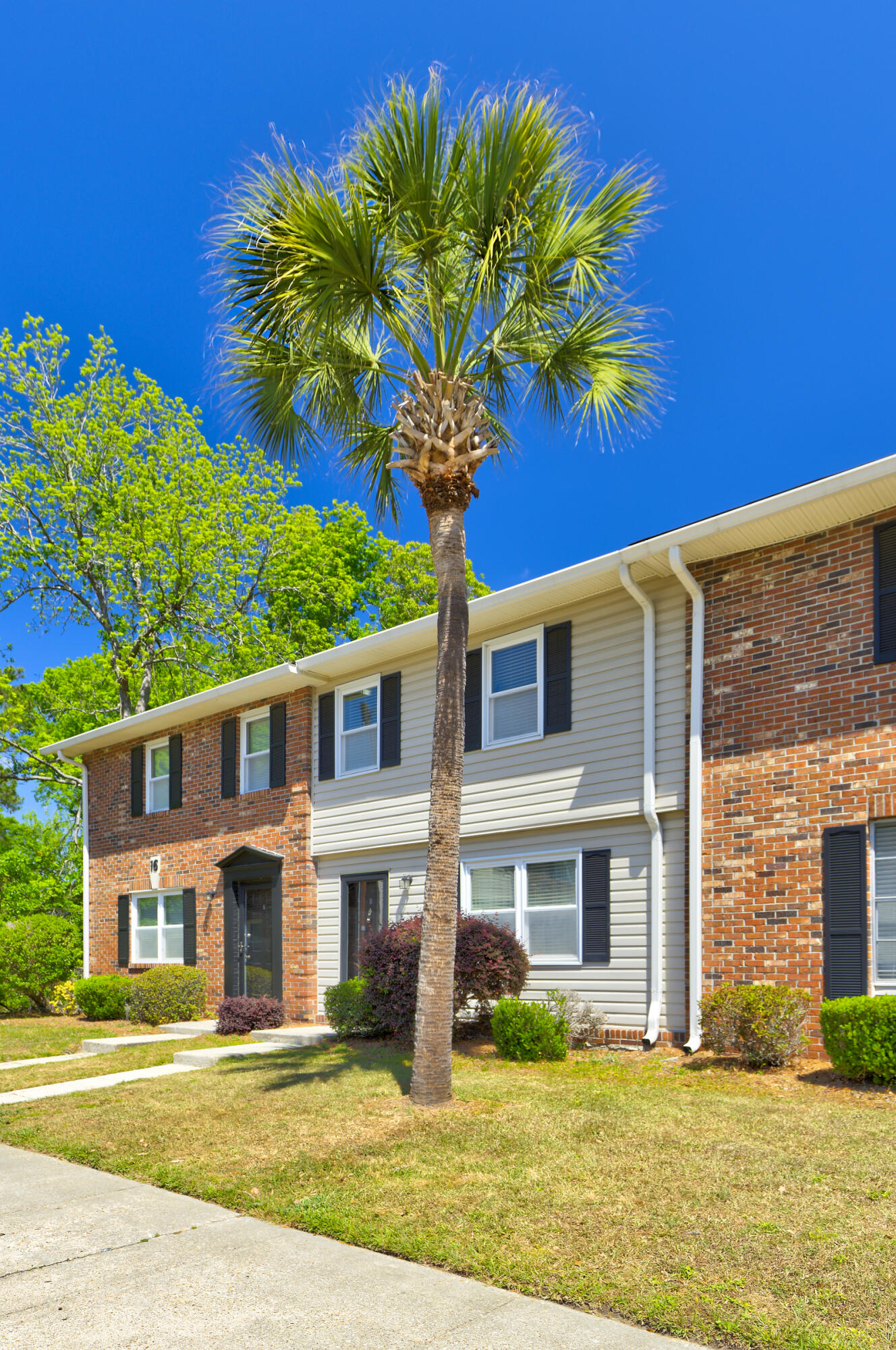 415 Parkdale Drive APT 16b Charleston South Carolina United States, for Sale, residential,  , Adler Realty