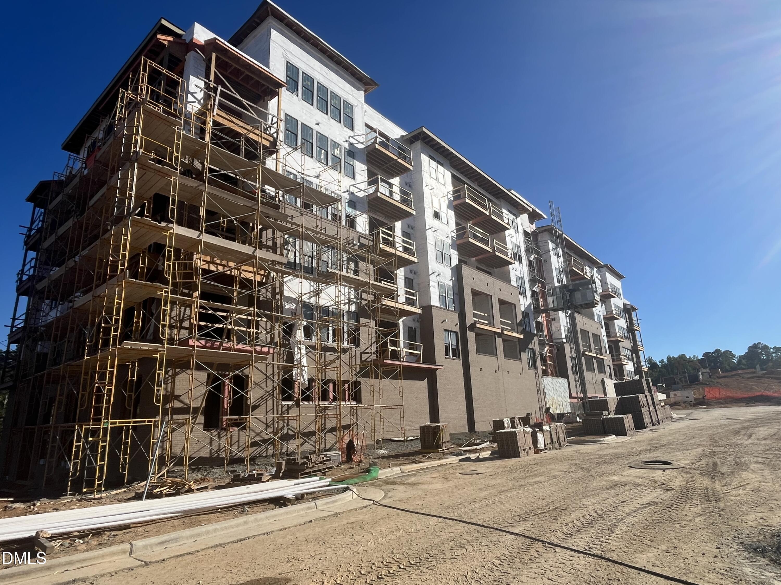 211 S Crk Crossing APT 600 Chapel Hill North Carolina United States, for Sale, residential,  , Realty World - Carolina Properties