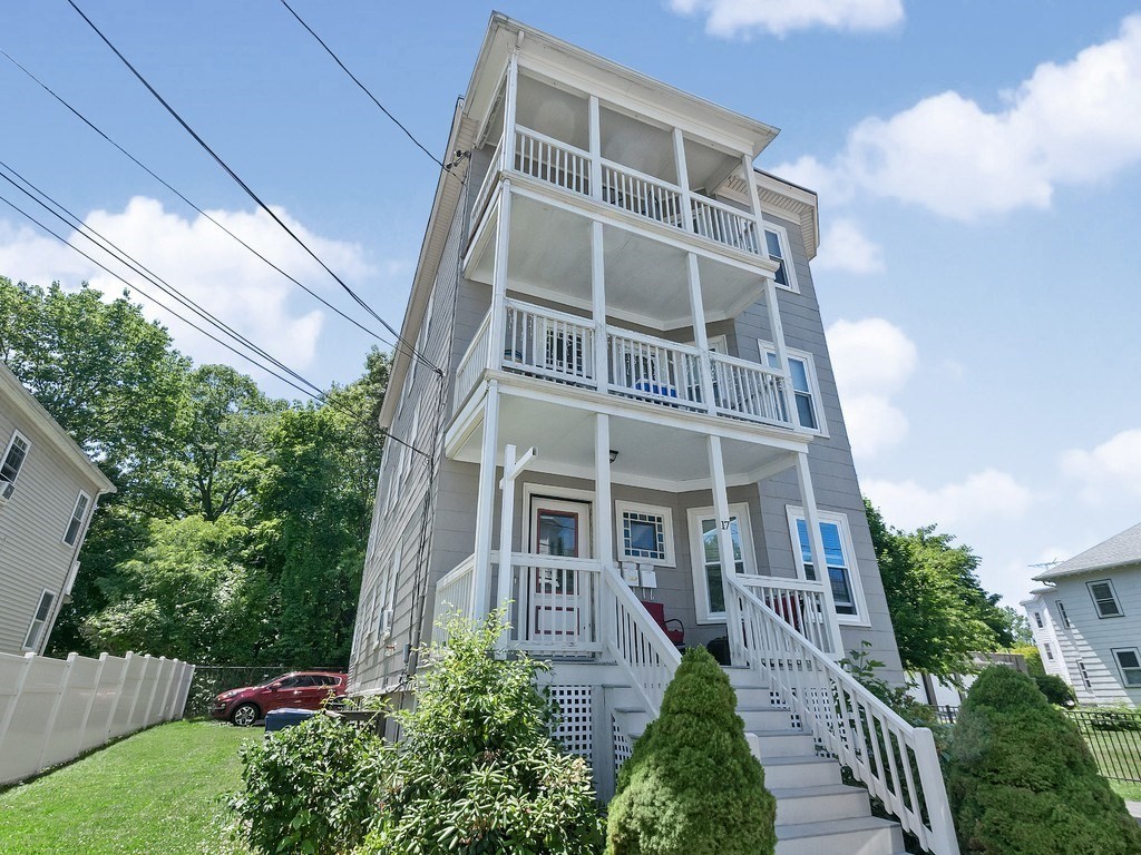 17 Wyvern St  UNIT 3 Boston Massachusetts United States, for Rent, residential,  , The Edwards Realty Team - Barrett Sotheby's International Realty