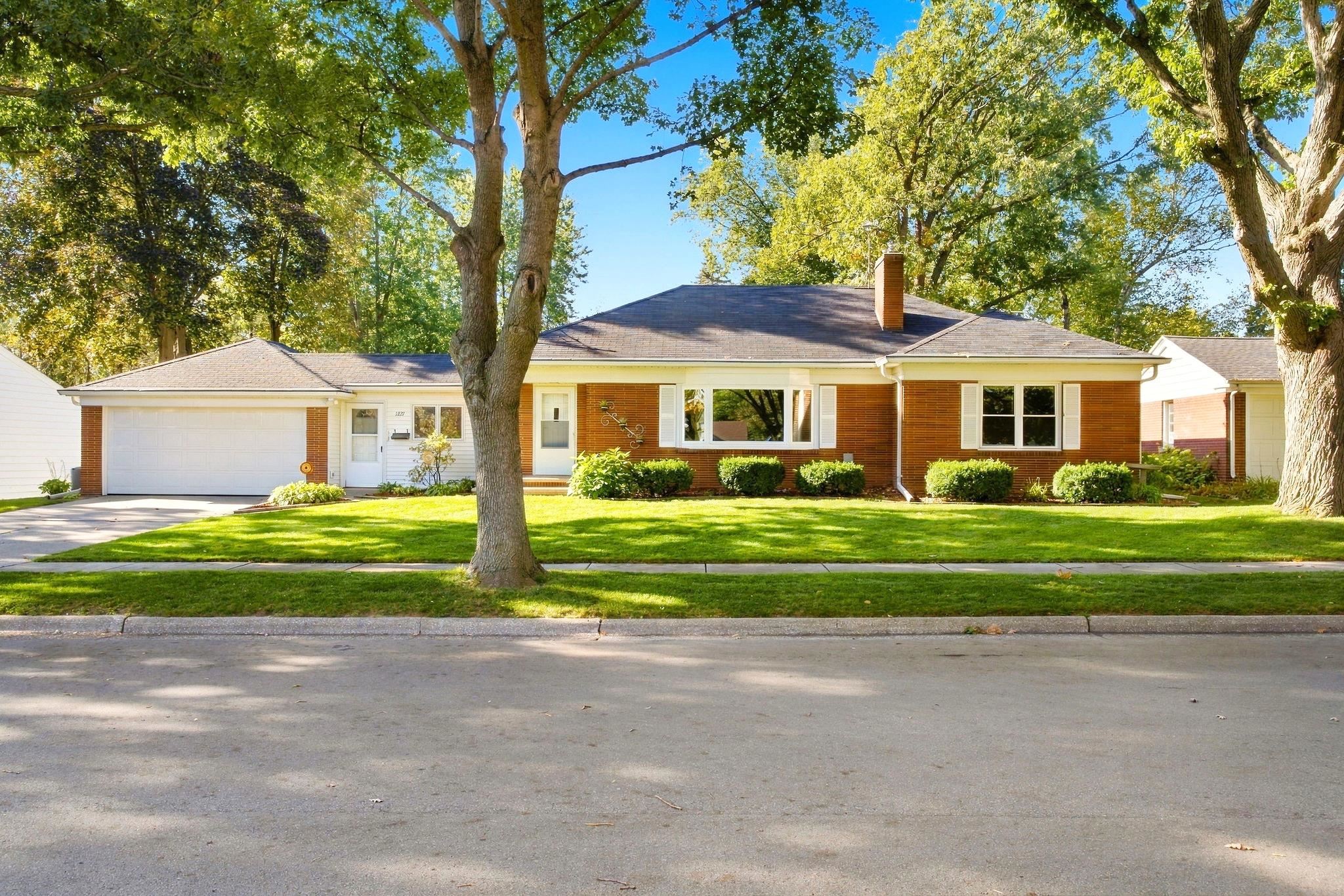 1227 DIVISION Street Green Bay Wisconsin United States, for Sale, residential,  , Fireside Realty LLC