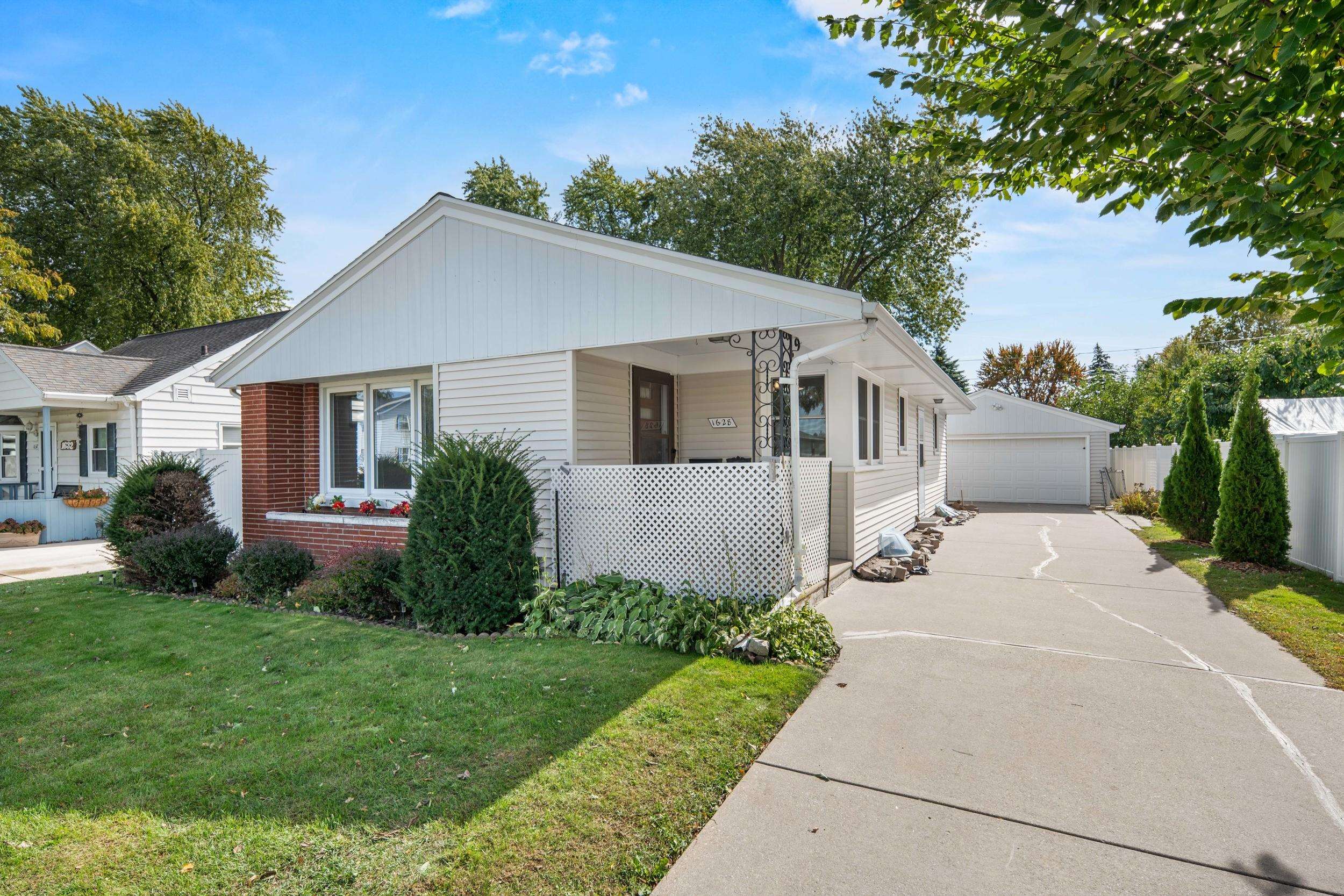 1628 HAROLD Street Green Bay Wisconsin United States, for Sale, residential,  , Fireside Realty LLC