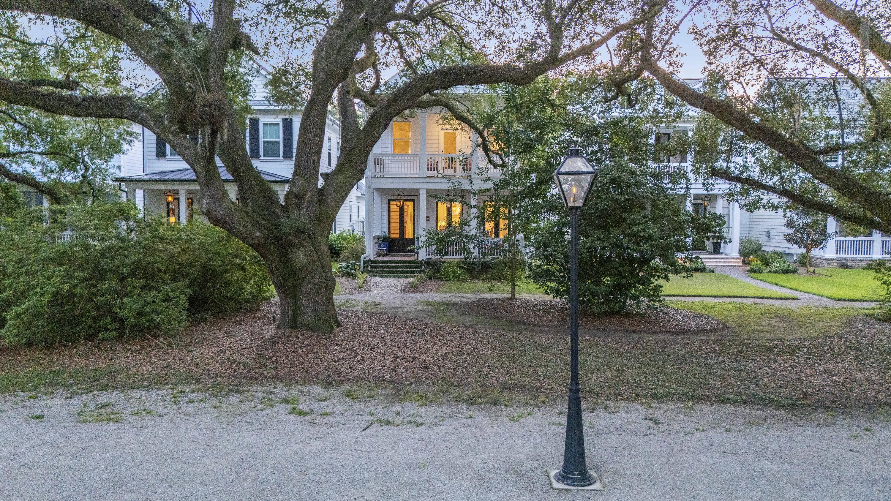 1056 Avenue Of Oaks Charleston South Carolina United States, for Sale, residential, Bobbie  Rose, Keller Williams Realty Charleston/West Ashley