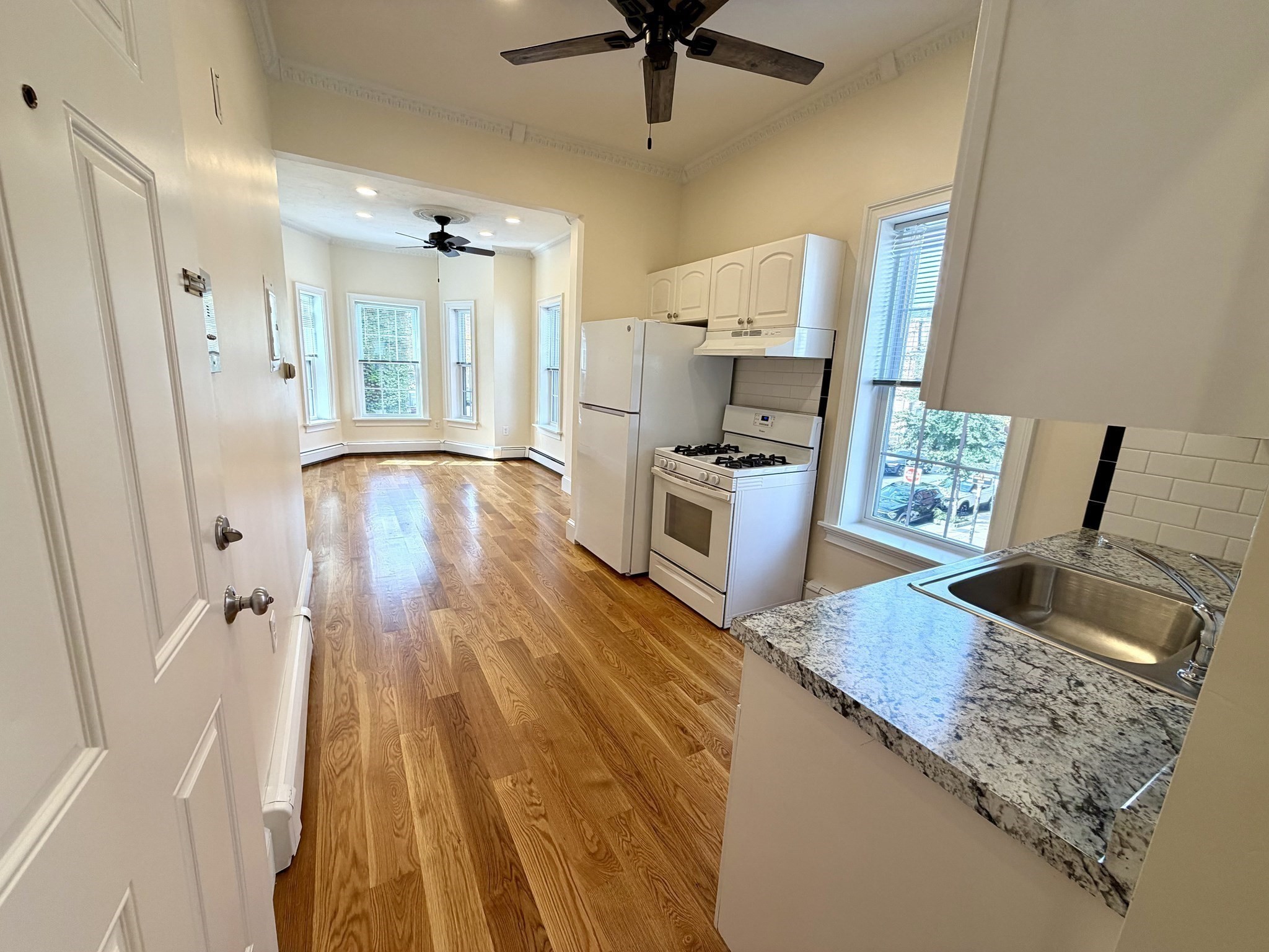 282 K Street  UNIT 2 Boston Massachusetts United States, for Rent, residential,  , The Edwards Realty Team - Barrett Sotheby's International Realty