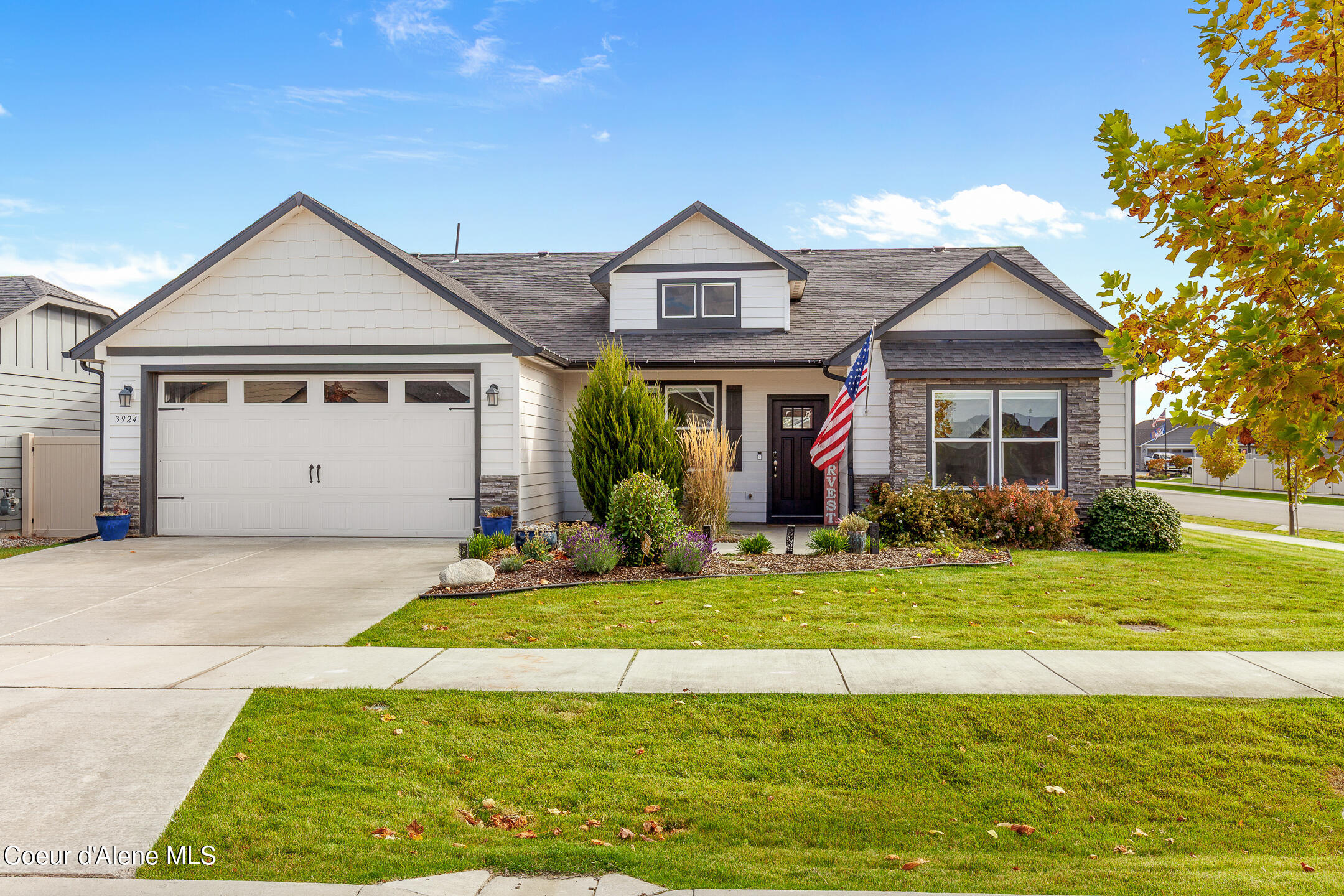 3924 N May Ella LOOP Post Falls Idaho United States, for Sale, residential, Jenna Wynand, Realty ONE Group Eclipse