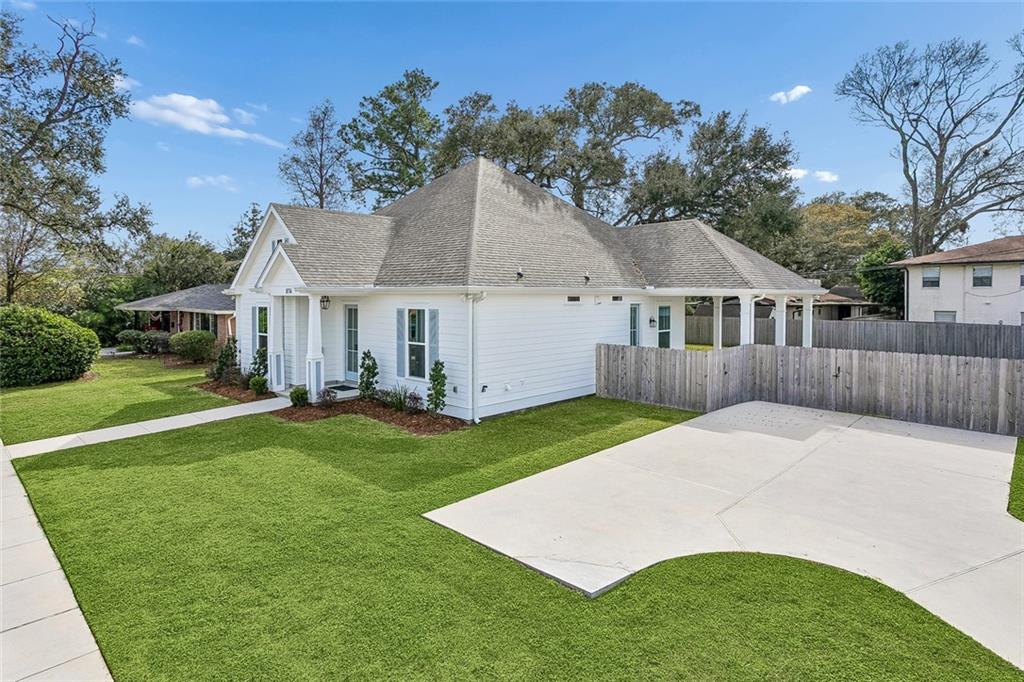 816 COLONY Place Metairie Louisiana United States, for Sale, residential,  , 1st BMG REALTY