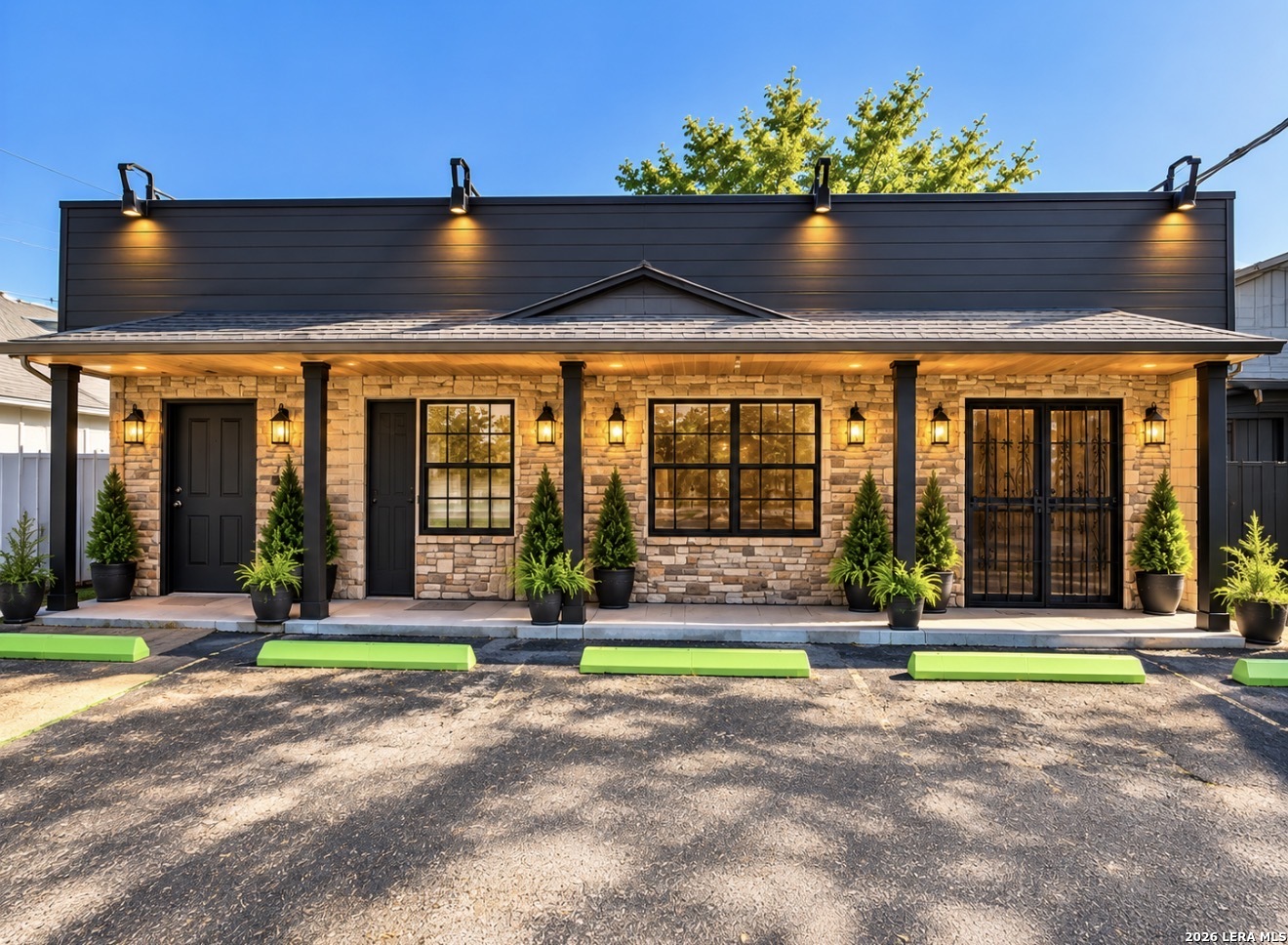 4222 Blanco San Antonio Texas United States, for Sale, commercial, Alec Amador, Winners Circle Real Estate