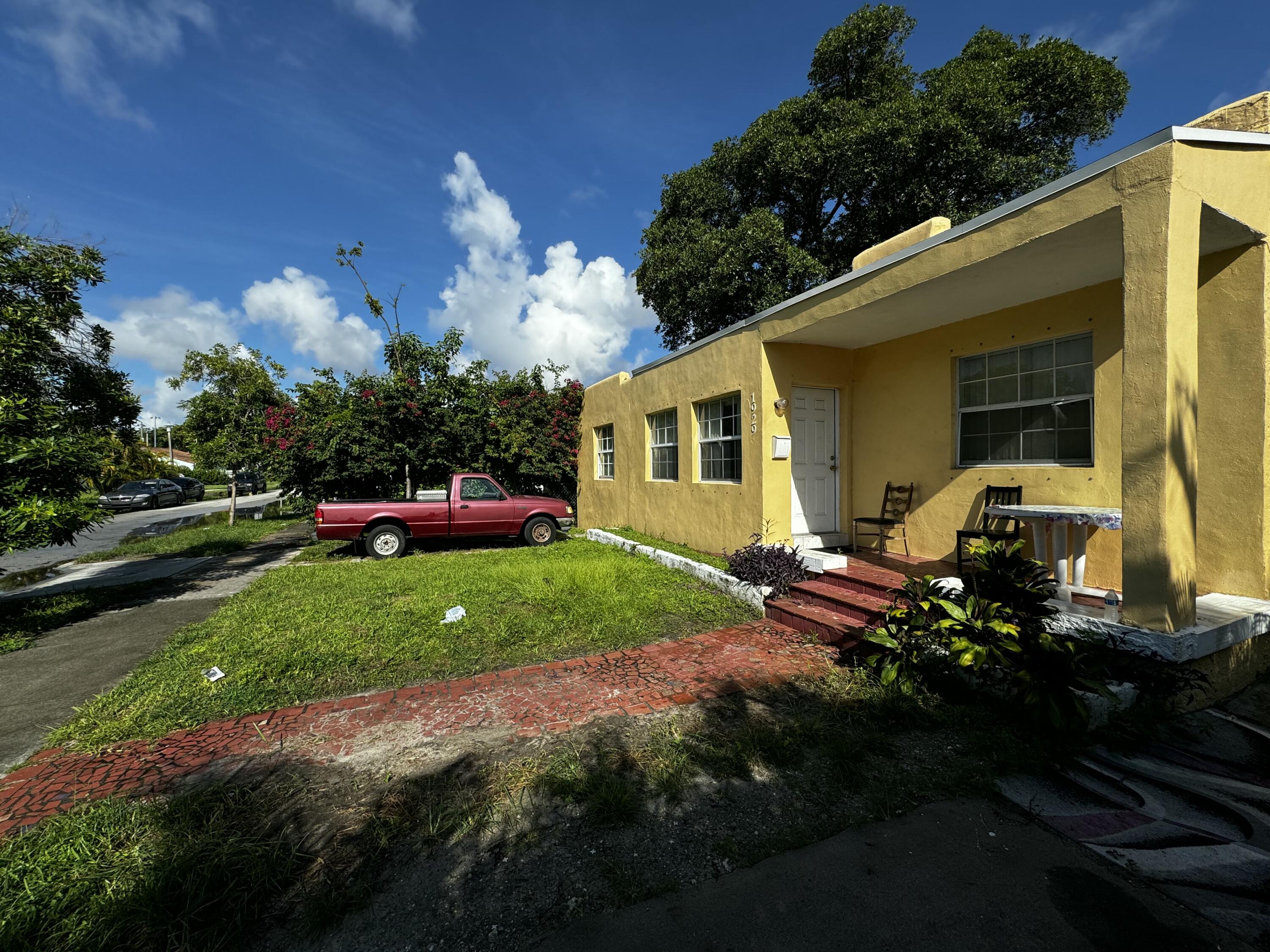 1929 SW 17TH Street Miami Florida United States, for Sale, residential, Sophia Roy, Incom New Demo Office