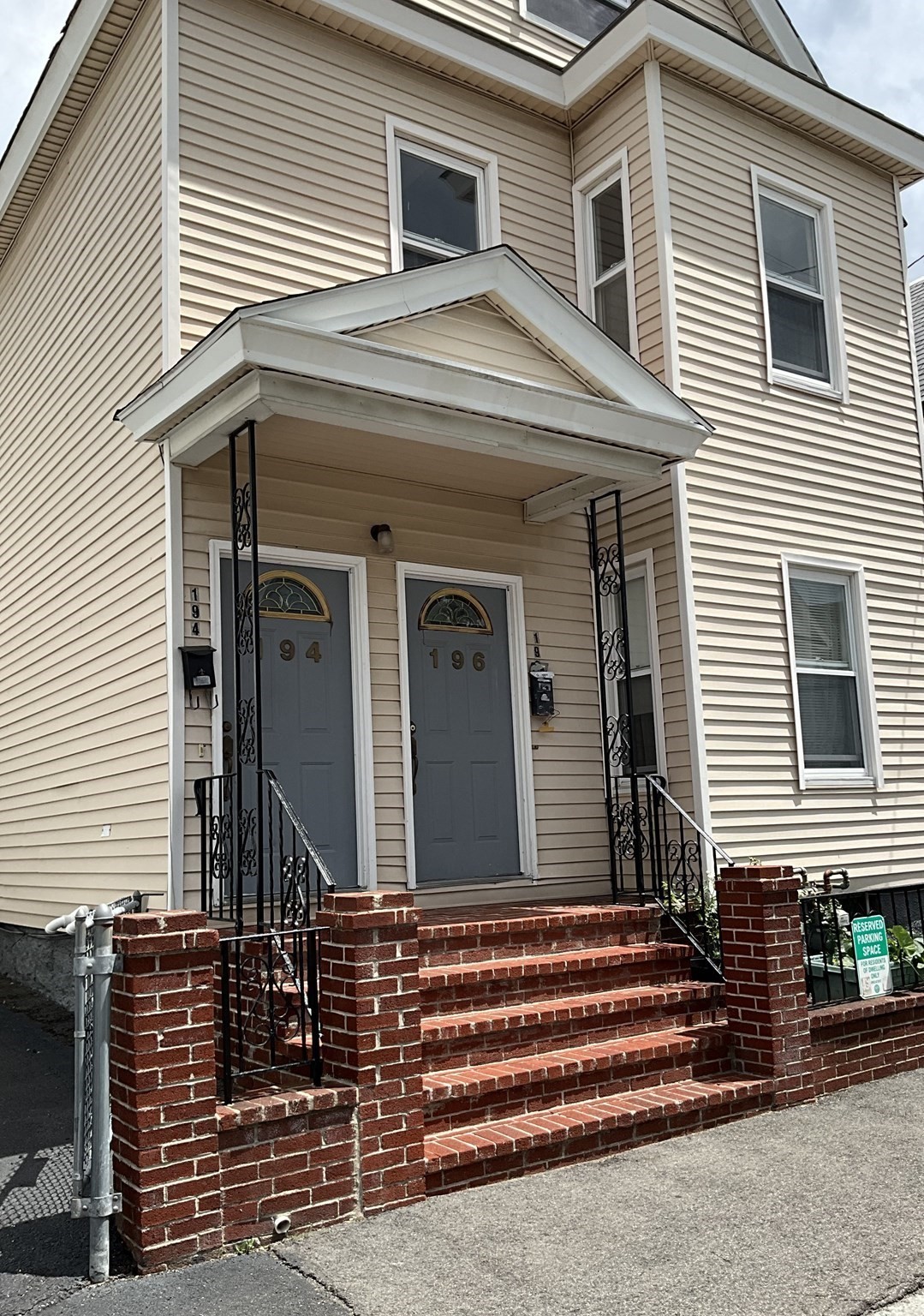 194 Concord St UNIT 2 Lowell Massachusetts United States, for Rent, residential, , The Edwards Realty Team - Barrett Sotheby's International Realty