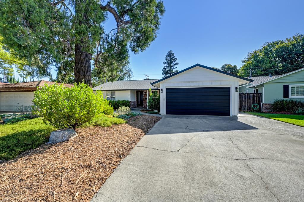 5613 Kingston Way Sacramento California United States, for Sale, residential,  , Royalty Property Management & Realty