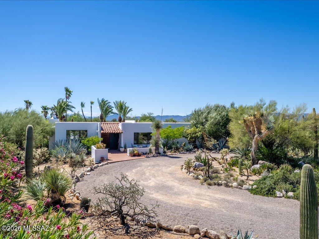 5555 N Via Entrada Tucson Arizona United States, for Sale, residential, Aaron Lieberman, TIERRA ANTIGUA REALTY