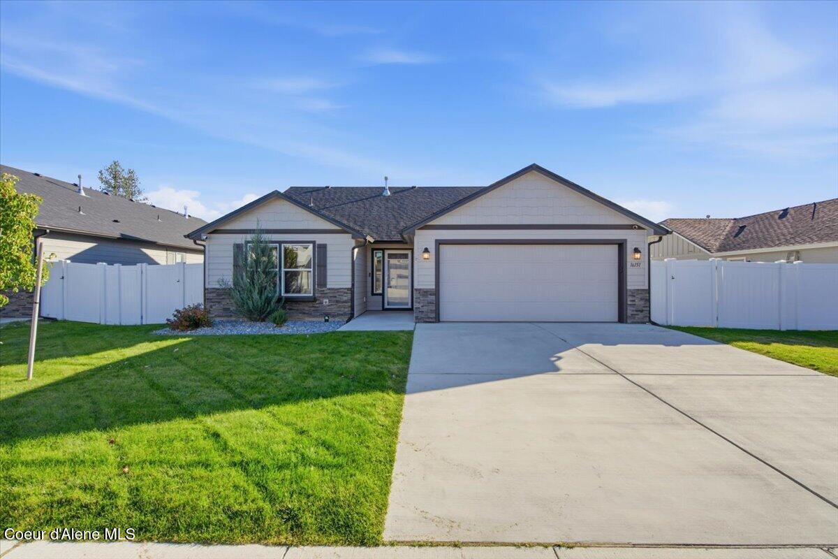 16151 N Hadley LOOP Rathdrum Idaho United States, for Sale, residential, Jenna Wynand, Realty ONE Group Eclipse