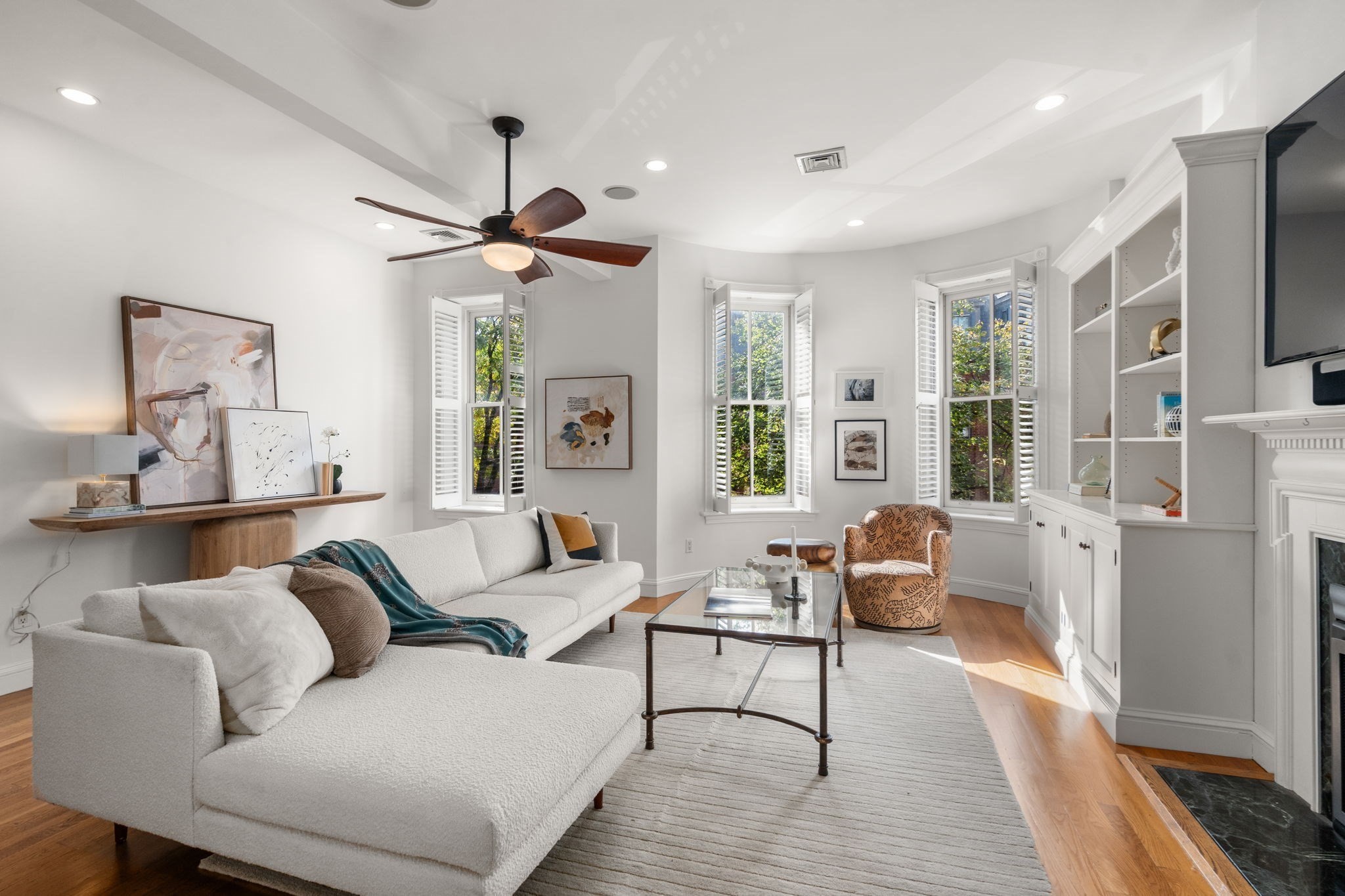 85 Dartmouth St  UNIT PH Boston Massachusetts United States, for Sale, residential, Darcy Bento, South Boston  Realtor Bento Real Estate Group, Bento Real Estate Group, Inc.