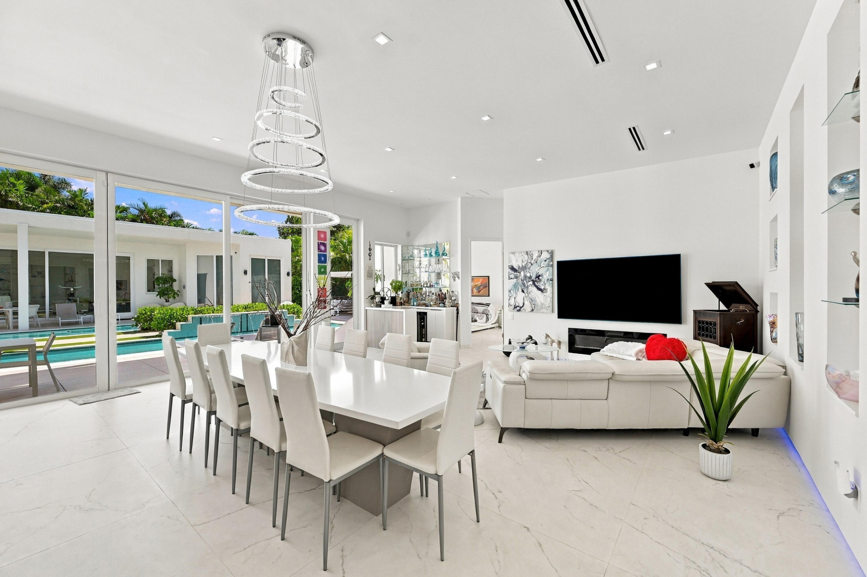 110 NE 16TH Place Fort Lauderdale Florida United States, for Sale, residential, Lou Blum, Grandiose Real Estate