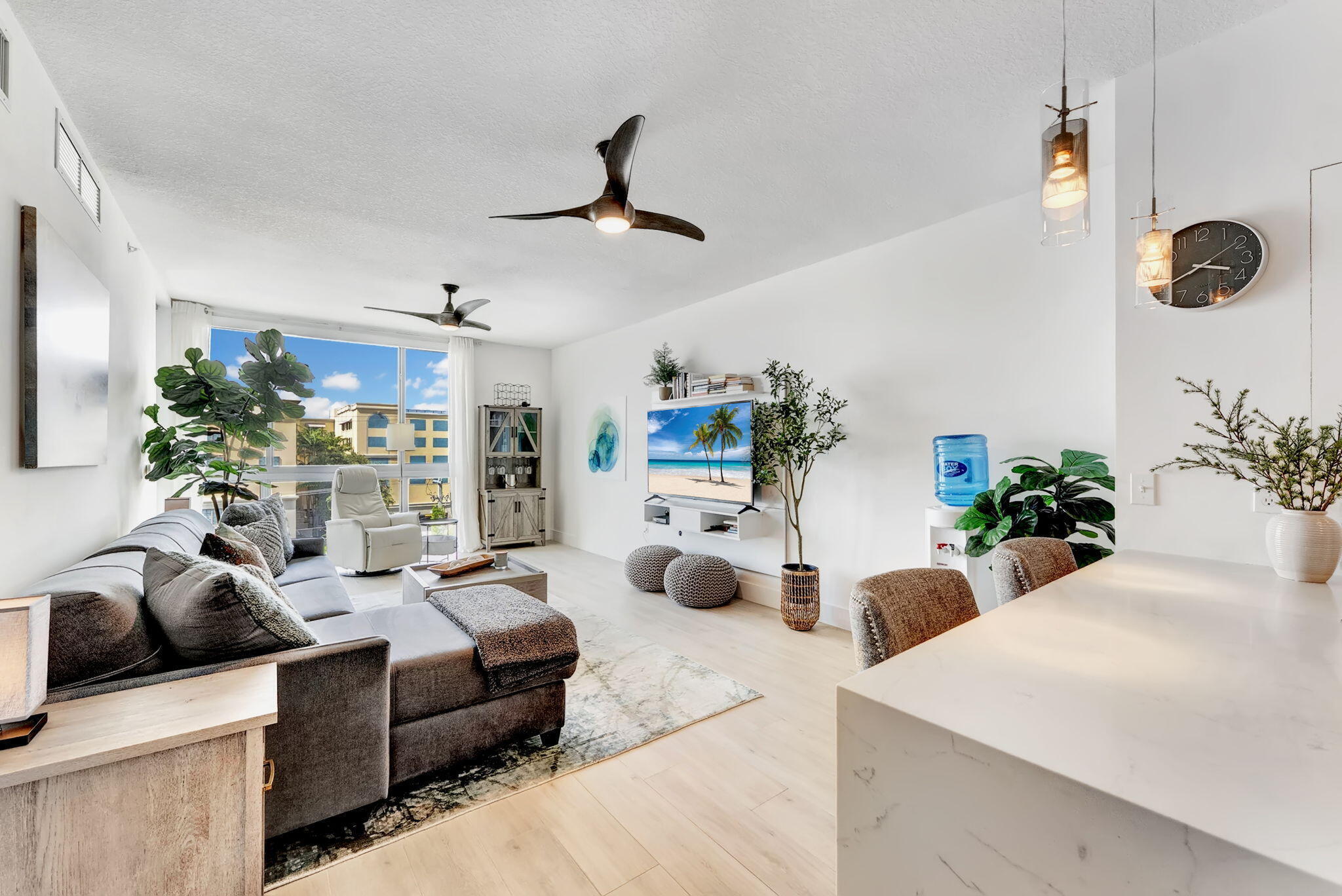 111 SE 1ST Avenue APT 517 Delray Beach Florida United States, for Rent, residential, Arlene   Toolsie  , Re/Max Direct