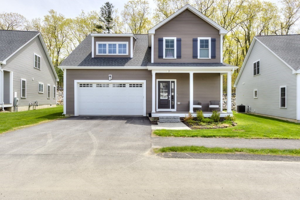 21 Salisbury Hill Worcester Massachusetts United States, for Sale, residential, Laura Poulin-Harkins, Century 21 XSell Realty