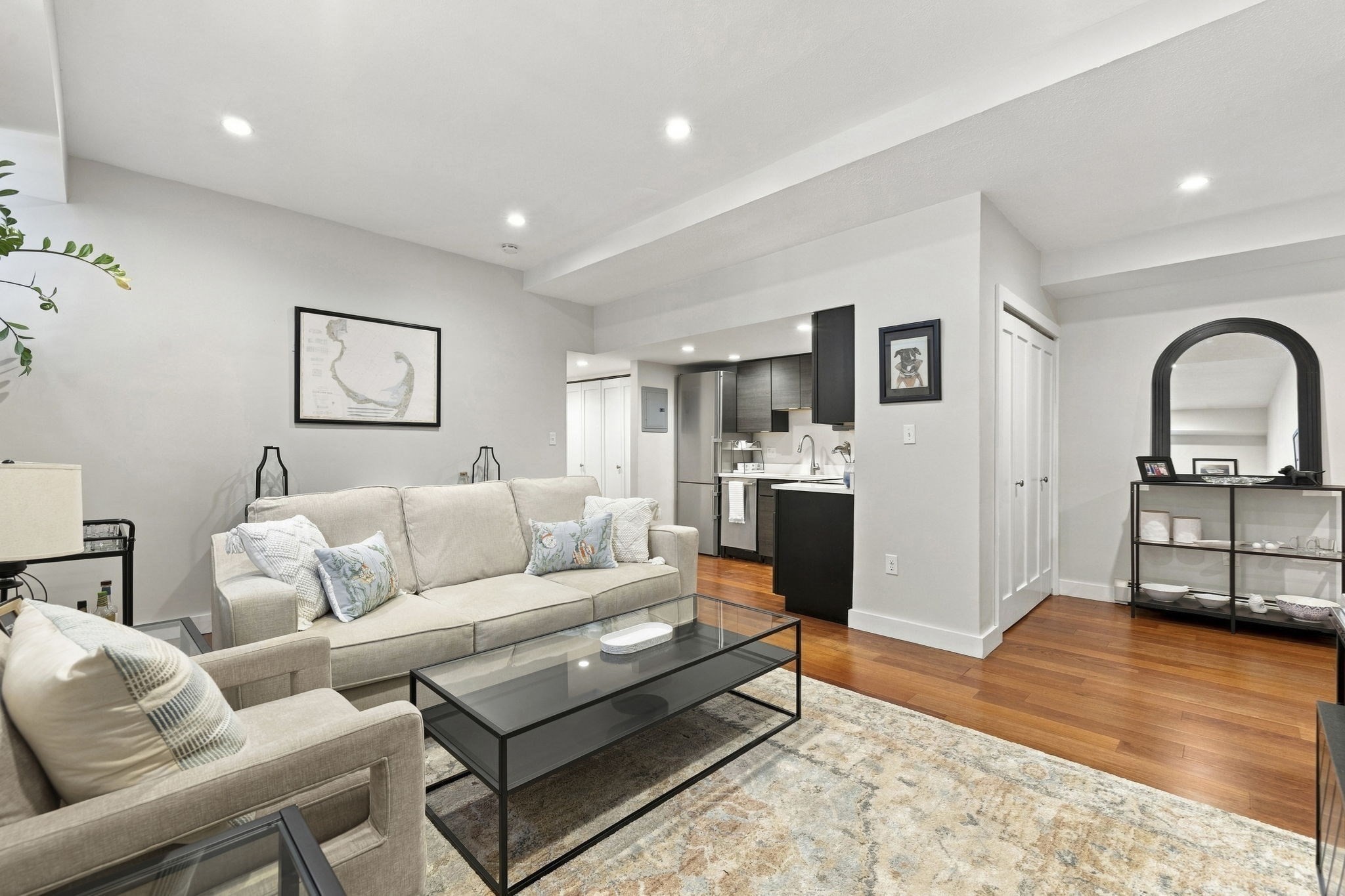 38-40 Saint Botolph Street  UNIT B3 Boston Massachusetts United States, for Sale, residential, Darcy Bento, South Boston  Realtor Bento Real Estate Group, Bento Real Estate Group, Inc.