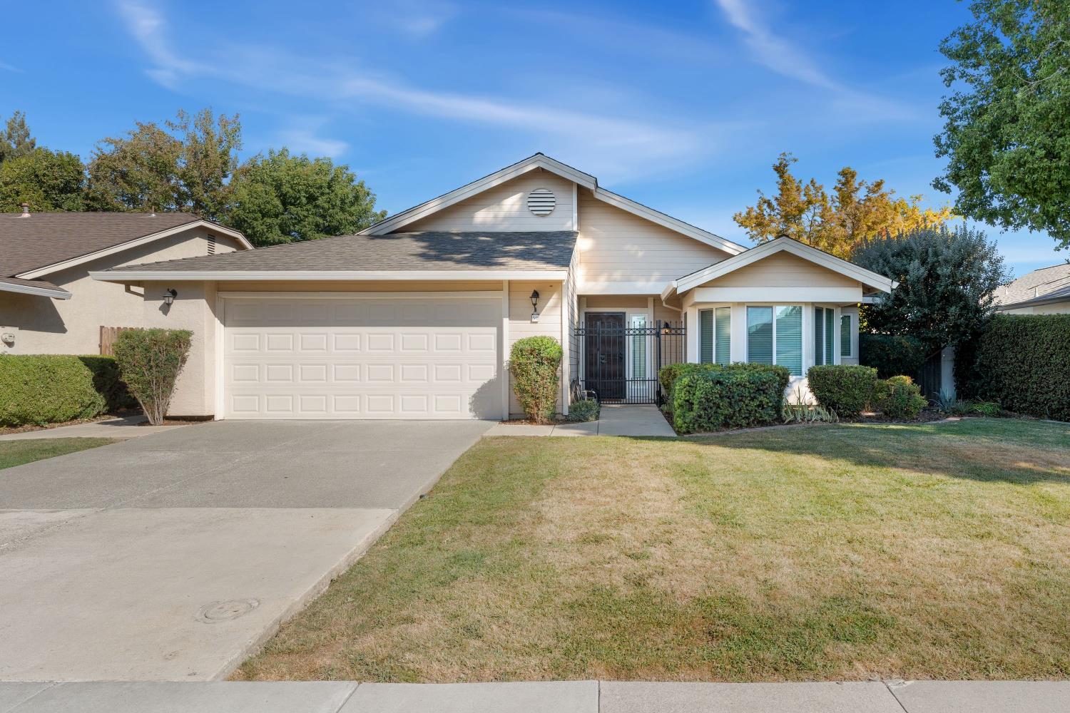 50 Rollingbrook Circle Sacramento California United States, for Sale, residential,  , Royalty Property Management & Realty