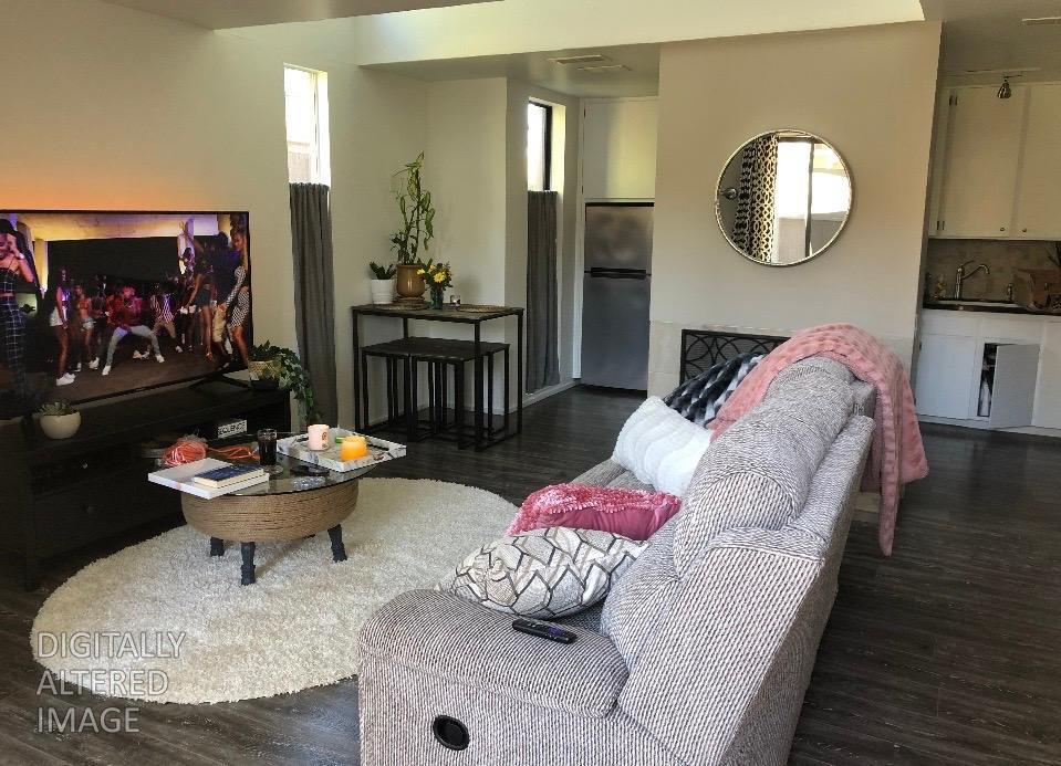 649 Woodside Sierra  APT 4 Sacramento California United States, for Sale, residential,  , SacHomes Realty Group