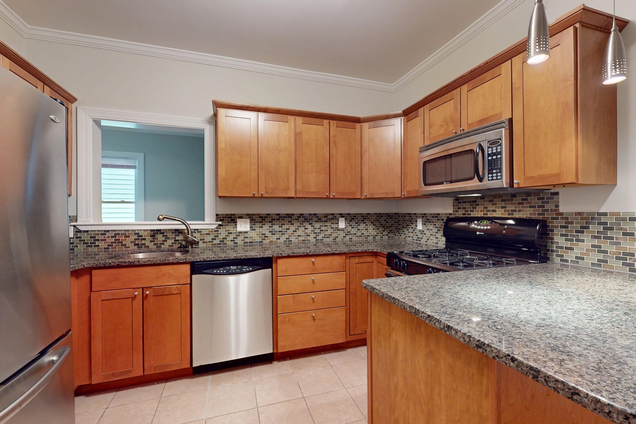 258 W Broadway  UNIT 6 Boston Massachusetts United States, for Rent, residential,  , The Edwards Realty Team - Barrett Sotheby's International Realty