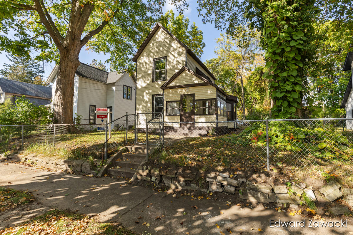 1043 Sigsbee Street Grand Rapids Michigan United States, for Sale, residential,  , RW Daniels Realty