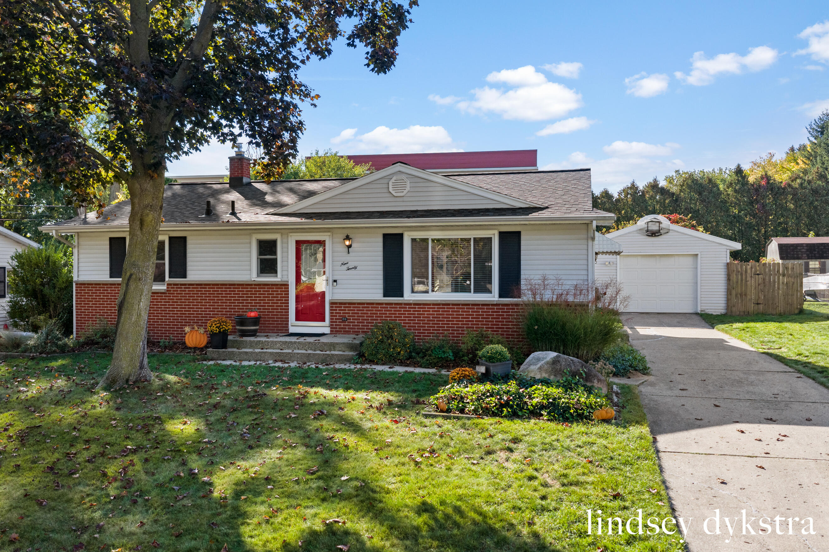 920 Coventry Drive Grand Rapids Michigan United States, for Sale, residential,  , RW Daniels Realty
