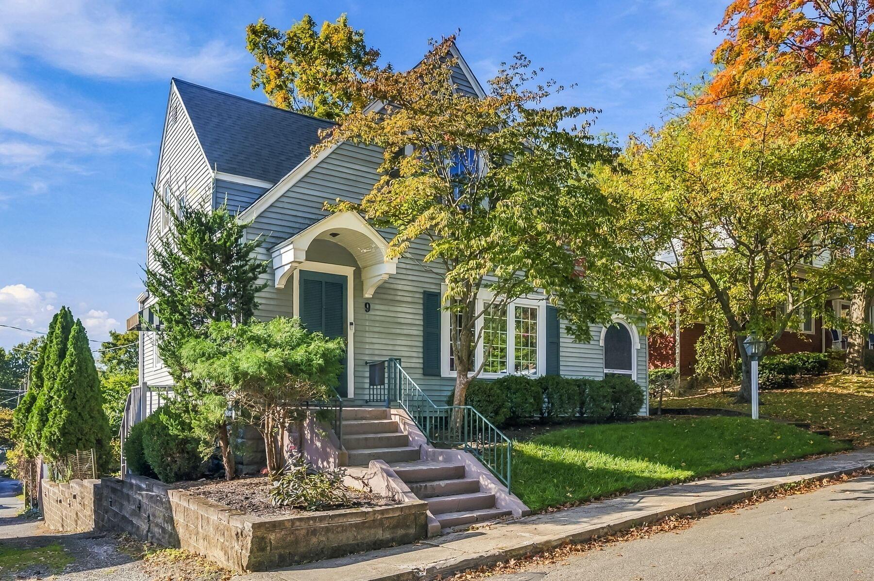 9 Woodland Avenue Delaware Ohio United States, for Sale, residential, , The Hessenauer Corporation