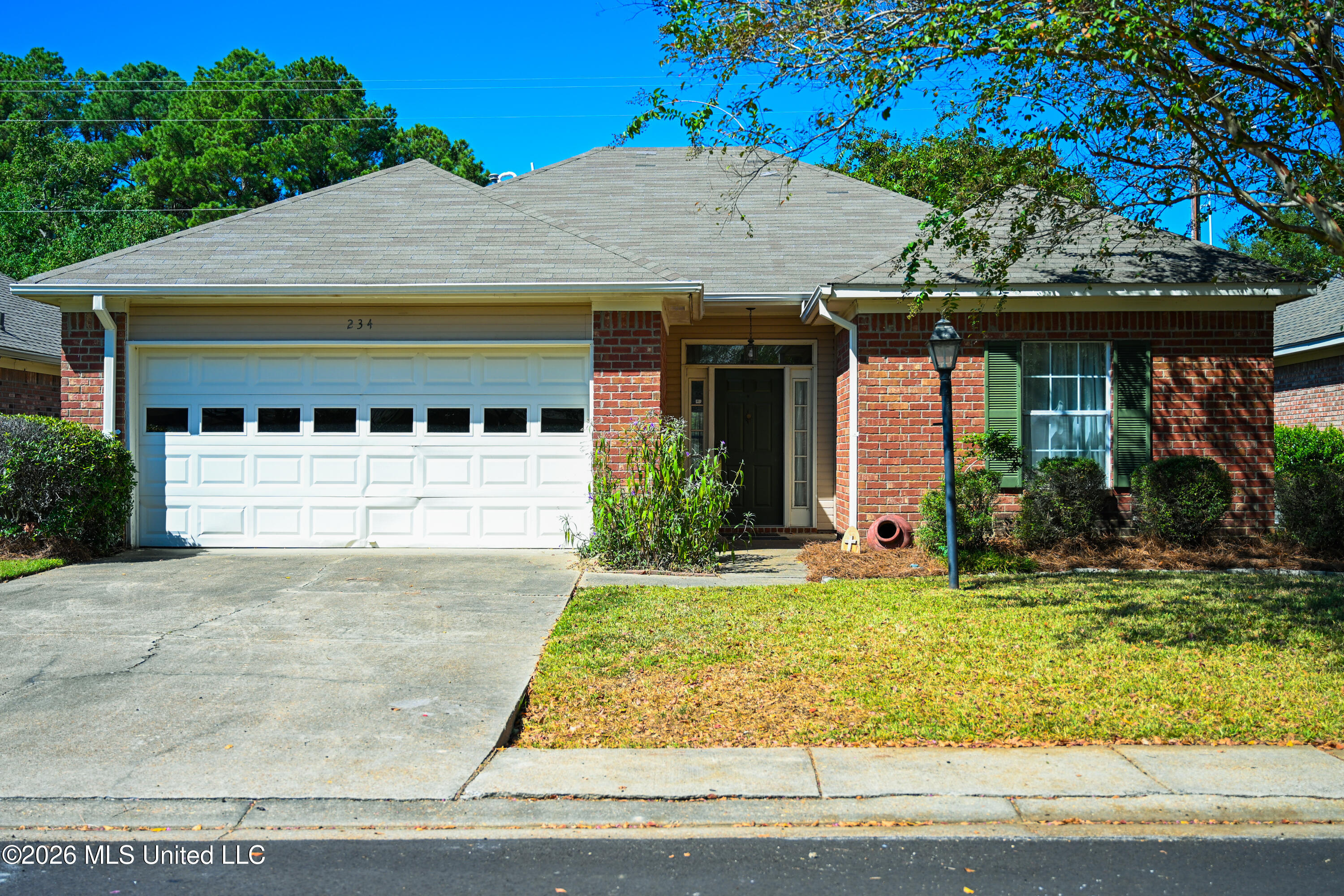 234 Commonwealth Avenue Brandon Mississippi United States, for Sale, residential, Jessica McLaurin, Rezults Realty, LLC