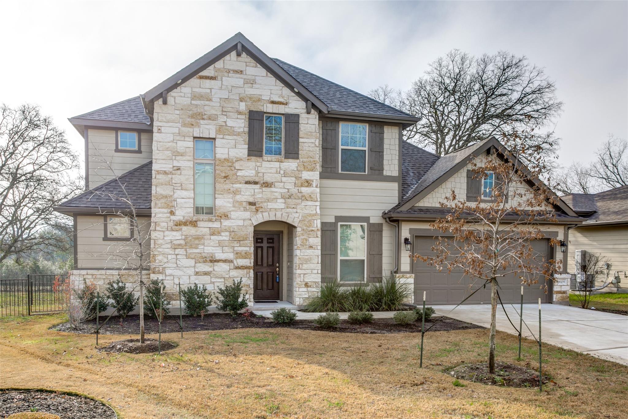 9509 McKnight LOOP Austin Texas United States, for Rent, residential,  , Fox Realty