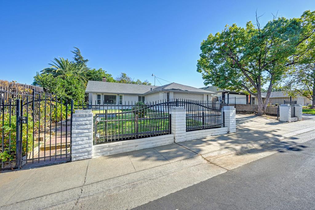 4911 Buffwood Way Sacramento California United States, for Sale, residential,  , SacHomes Realty Group