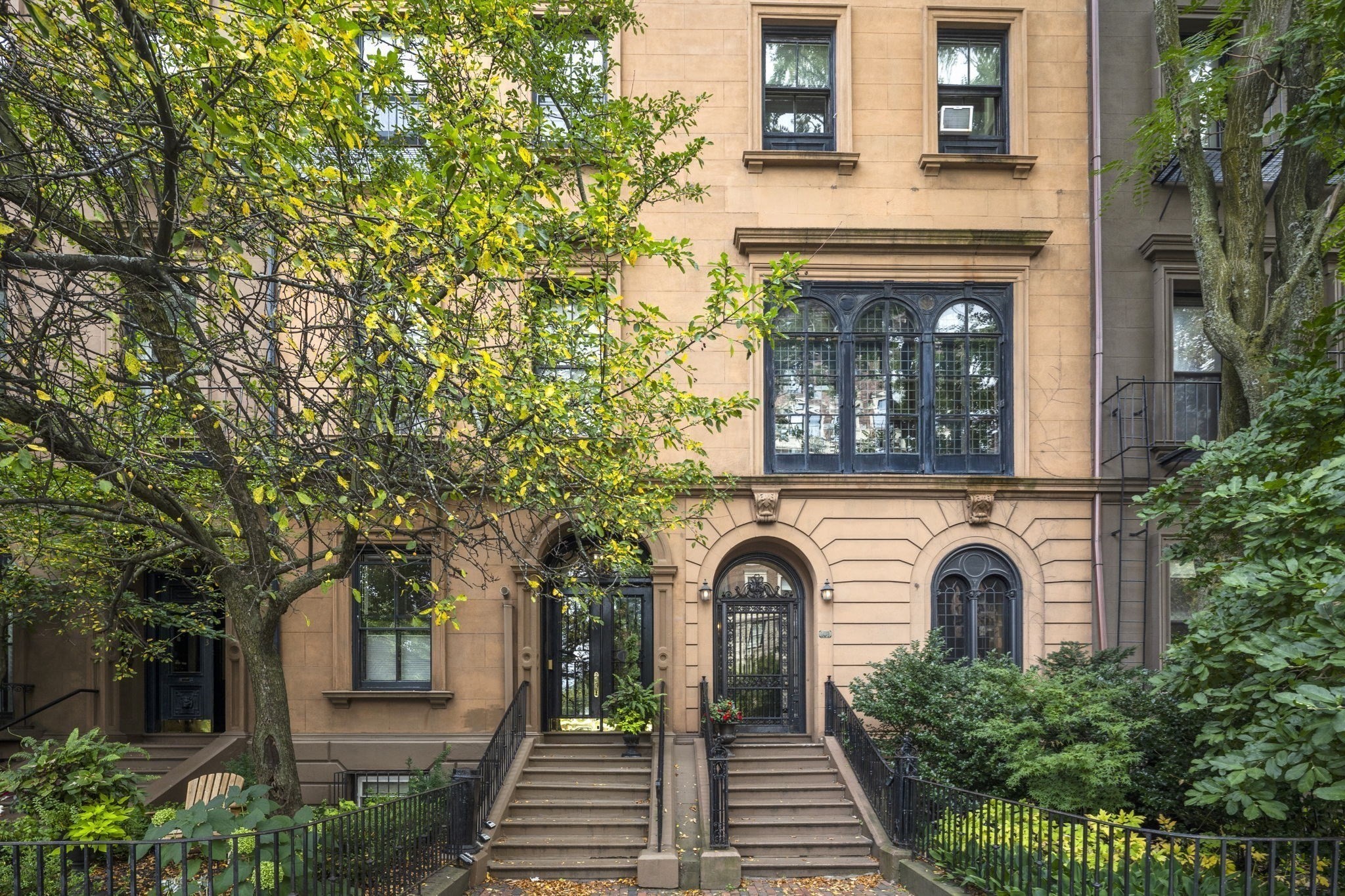 105 Beacon St.,  UNIT 10 Boston Massachusetts United States, for Sale, residential, Darcy Bento, South Boston  Realtor Bento Real Estate Group, Bento Real Estate Group, Inc.
