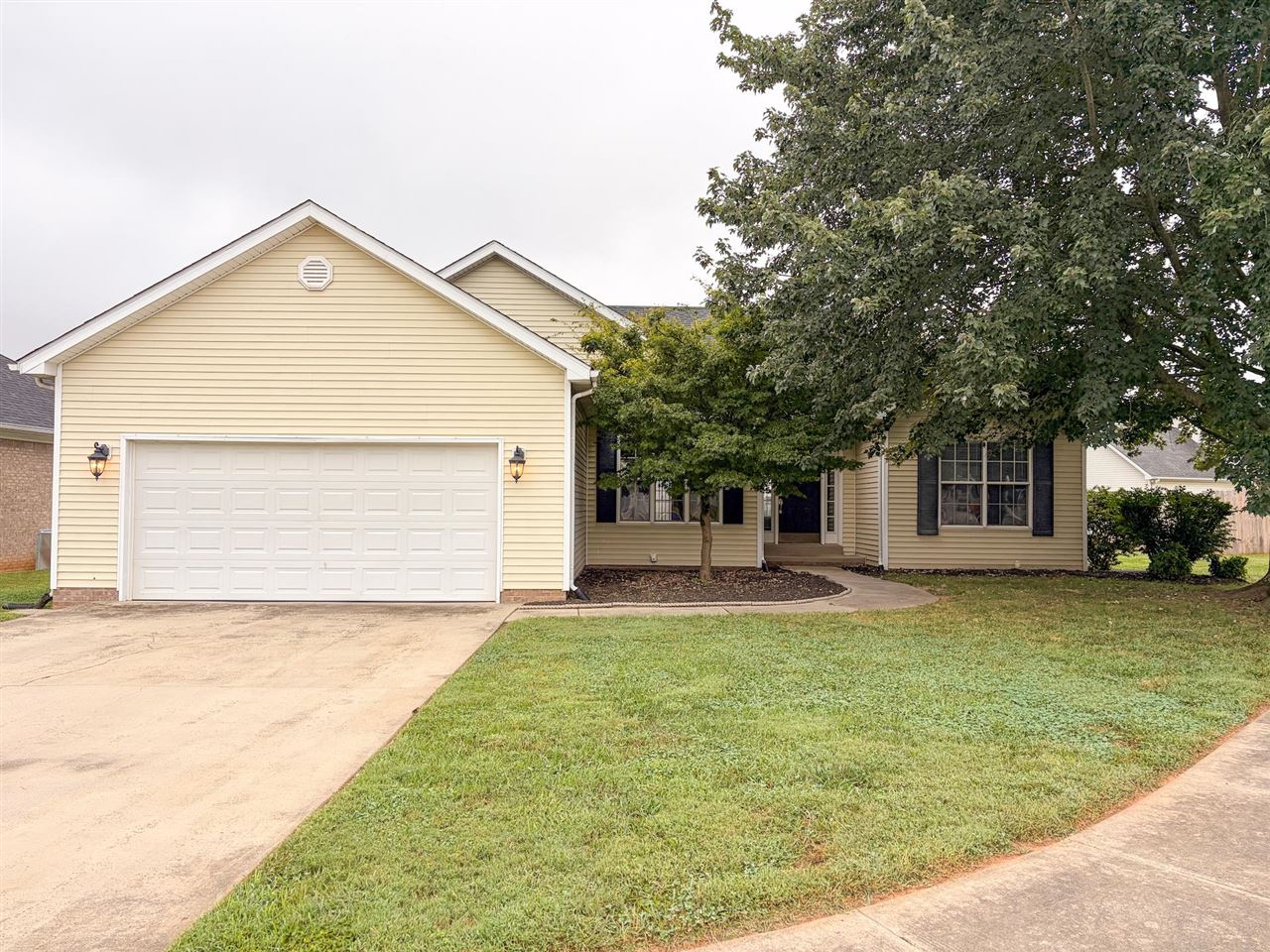 921 Corydalis Court Bowling Green Kentucky United States, for Sale, residential, Adam  Hanes, LPT Realty