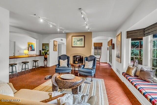40 N Sierra Vista Drive Tucson Arizona United States, for Sale, residential, Aaron Lieberman, TIERRA ANTIGUA REALTY