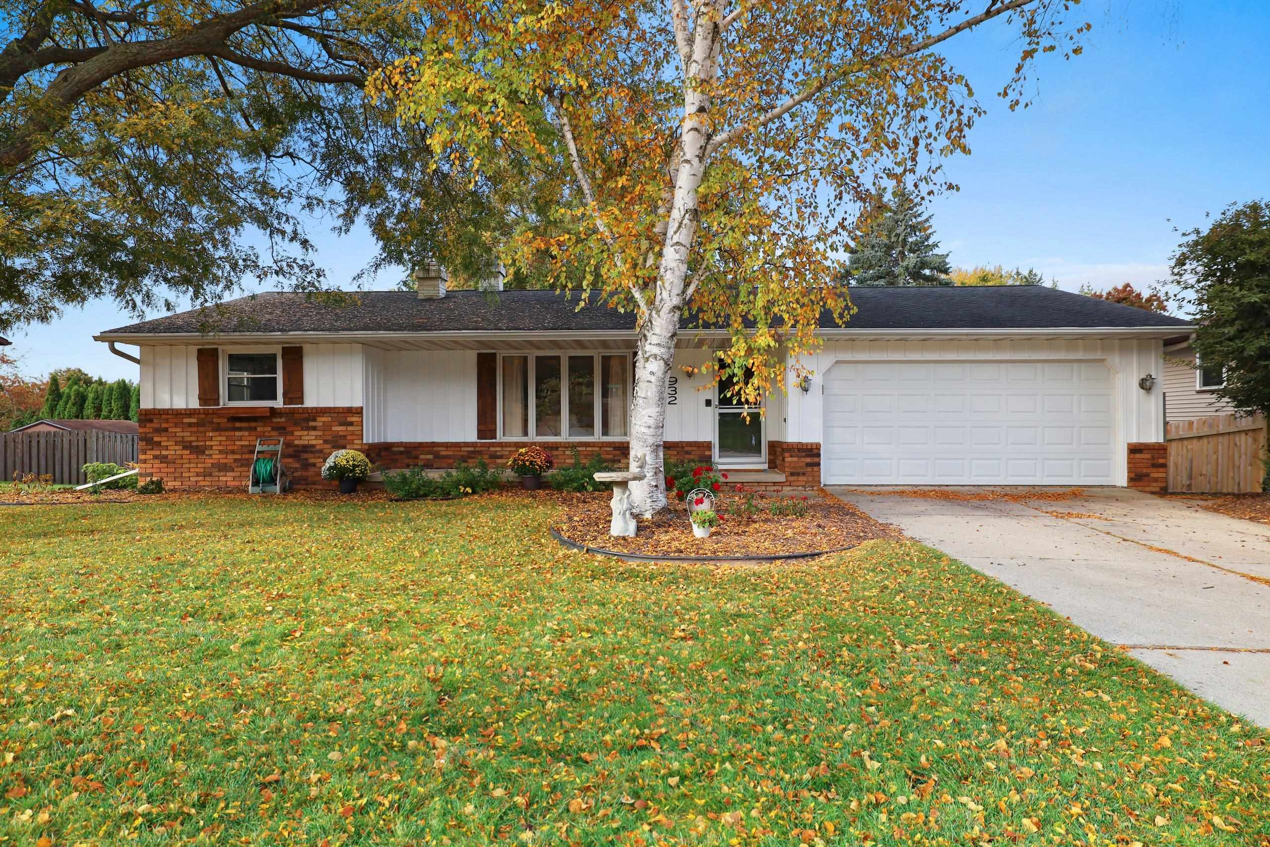 932 HILLY HAVEN Court Green Bay Wisconsin United States, for Sale, residential,  , Fireside Realty LLC