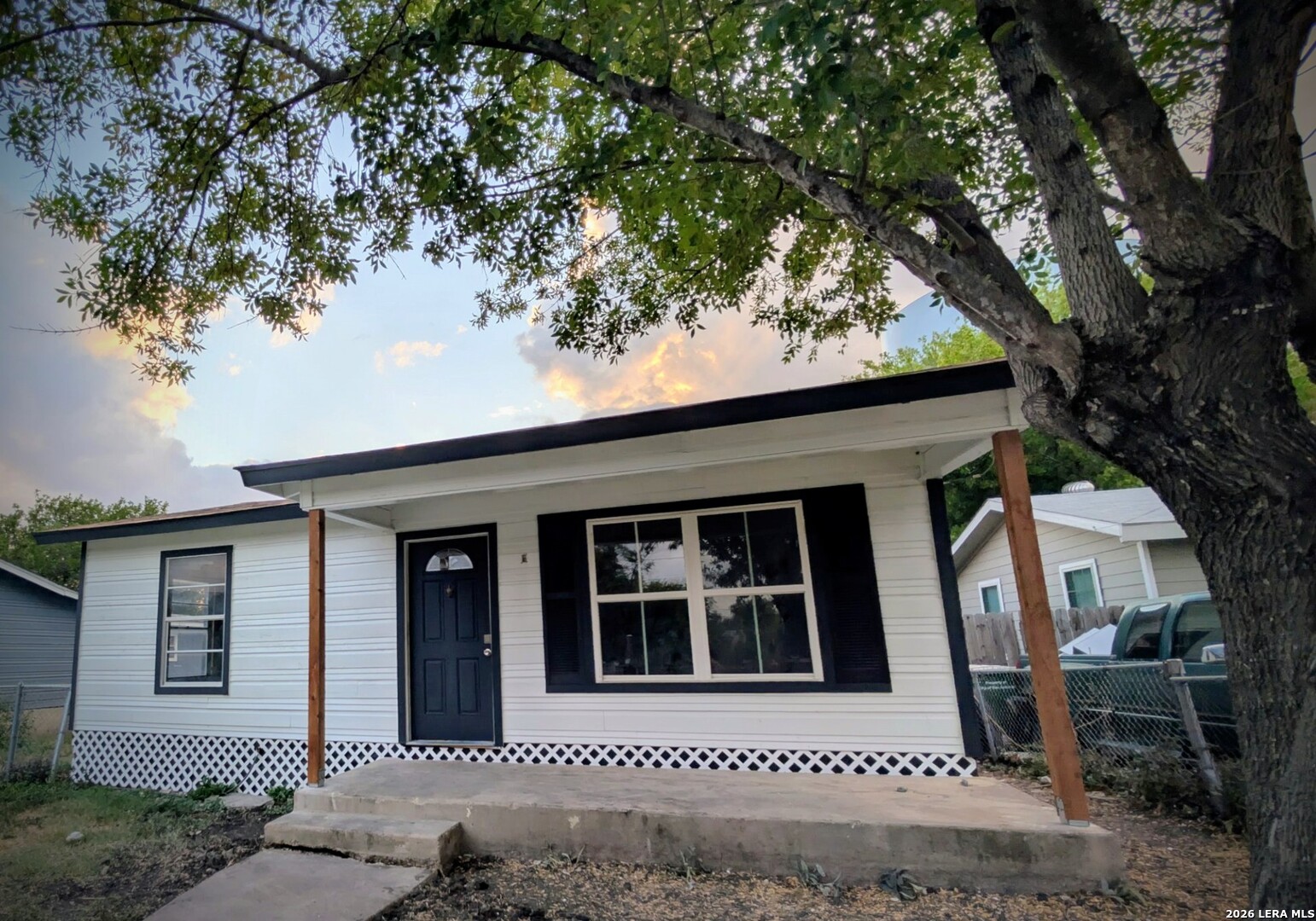 911 TOPAZ ST San Antonio Texas United States, for Sale, residential, Rita Vera, Central Metro Realty LLC
