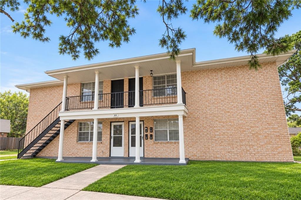 300 DUKE Drive Kenner Louisiana United States, for Sale, residential,  , 1st BMG REALTY